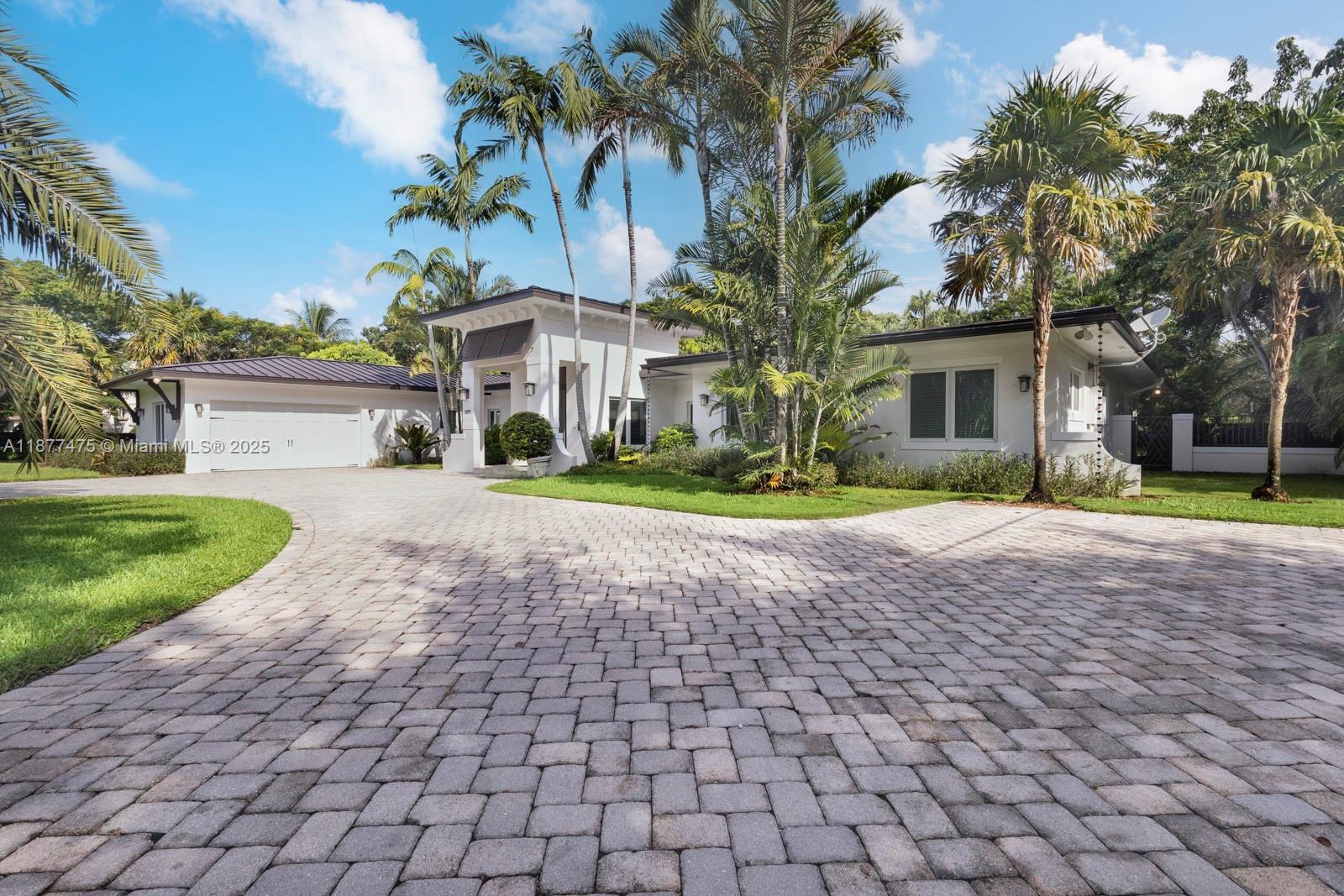 Pinecrest, Florida, 33156, United States, 4 Bedrooms Bedrooms, ,4 BathroomsBathrooms,Residential,Active,1944078