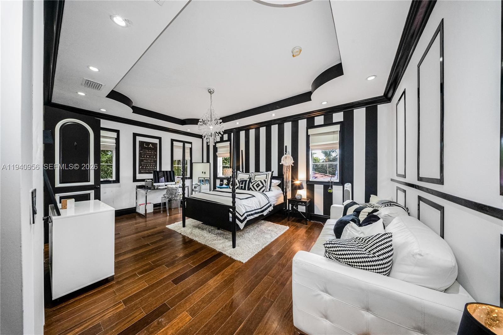 Miami, Florida, 33143, United States, 7 Bedrooms Bedrooms, ,8 BathroomsBathrooms,Residential,Active,2011877