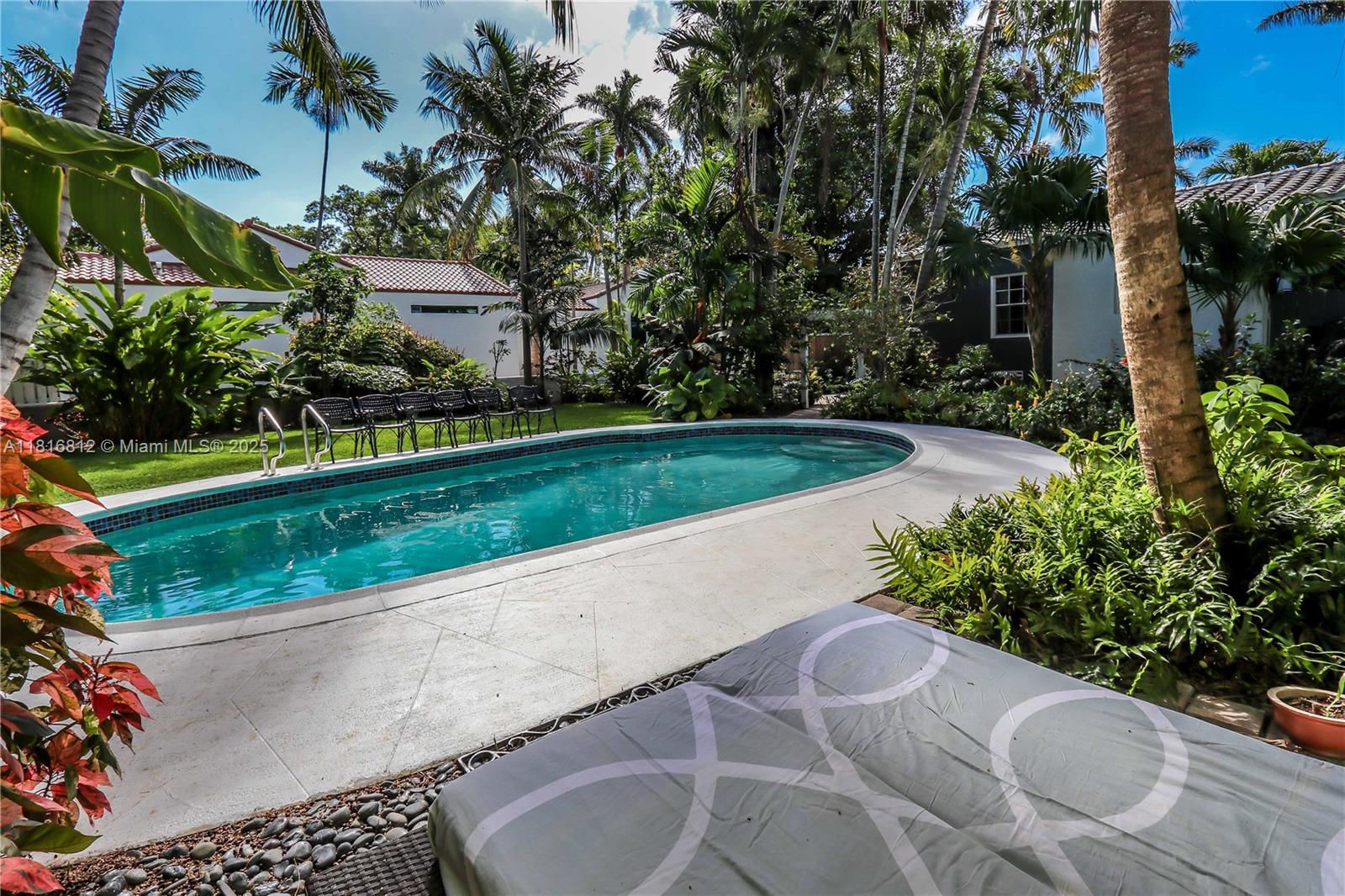 Hollywood, Florida, 33019, United States, 4 Bedrooms Bedrooms, ,4 BathroomsBathrooms,Residential,Active,1843428