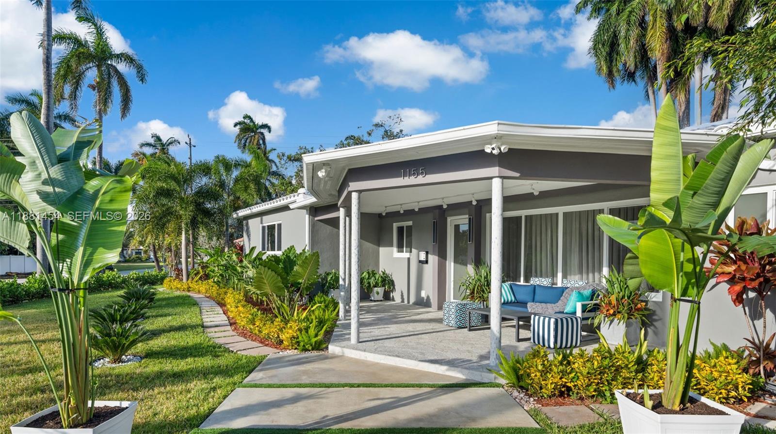 Hollywood, Florida, 33019, United States, 3 Bedrooms Bedrooms, ,3 BathroomsBathrooms,Residential,Active,1998579