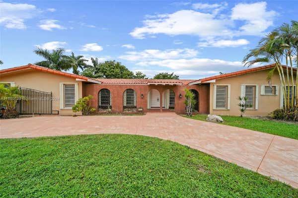 400 SW 84TH AVE, MIAMI, FL 33144 - Image 1