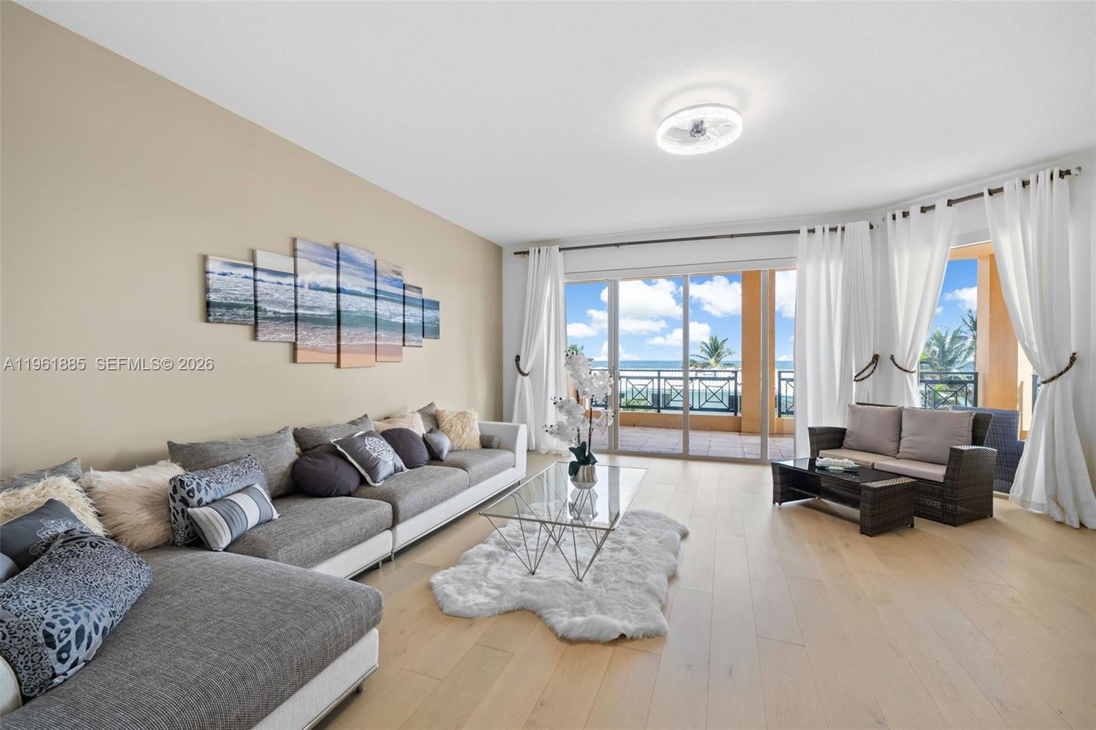 Hollywood, Florida, 33019, United States, 3 Bedrooms Bedrooms, ,4 BathroomsBathrooms,Residential,Active,2016727