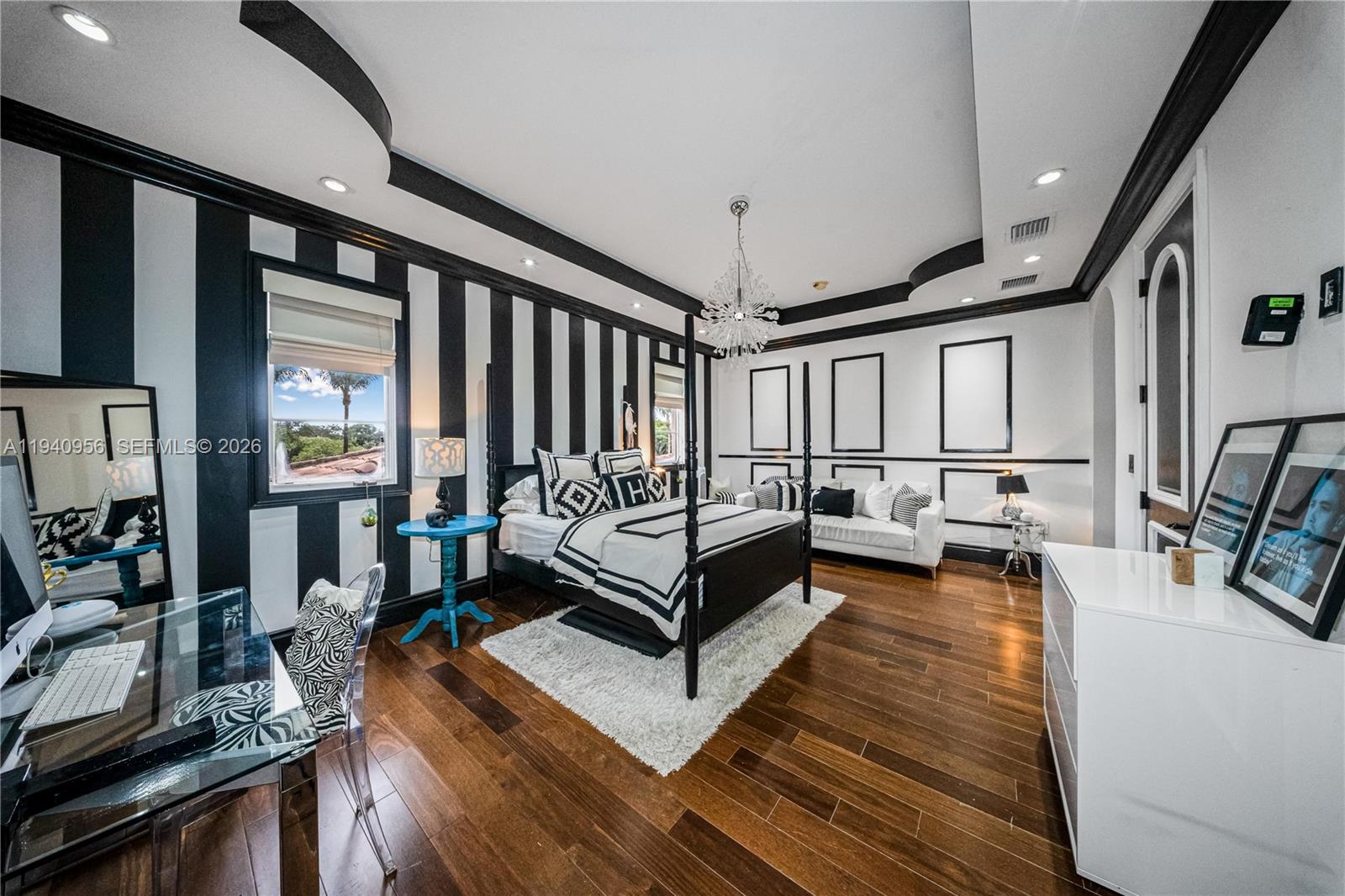 Miami, Florida, 33143, United States, 7 Bedrooms Bedrooms, ,8 BathroomsBathrooms,Residential,Active,2011877