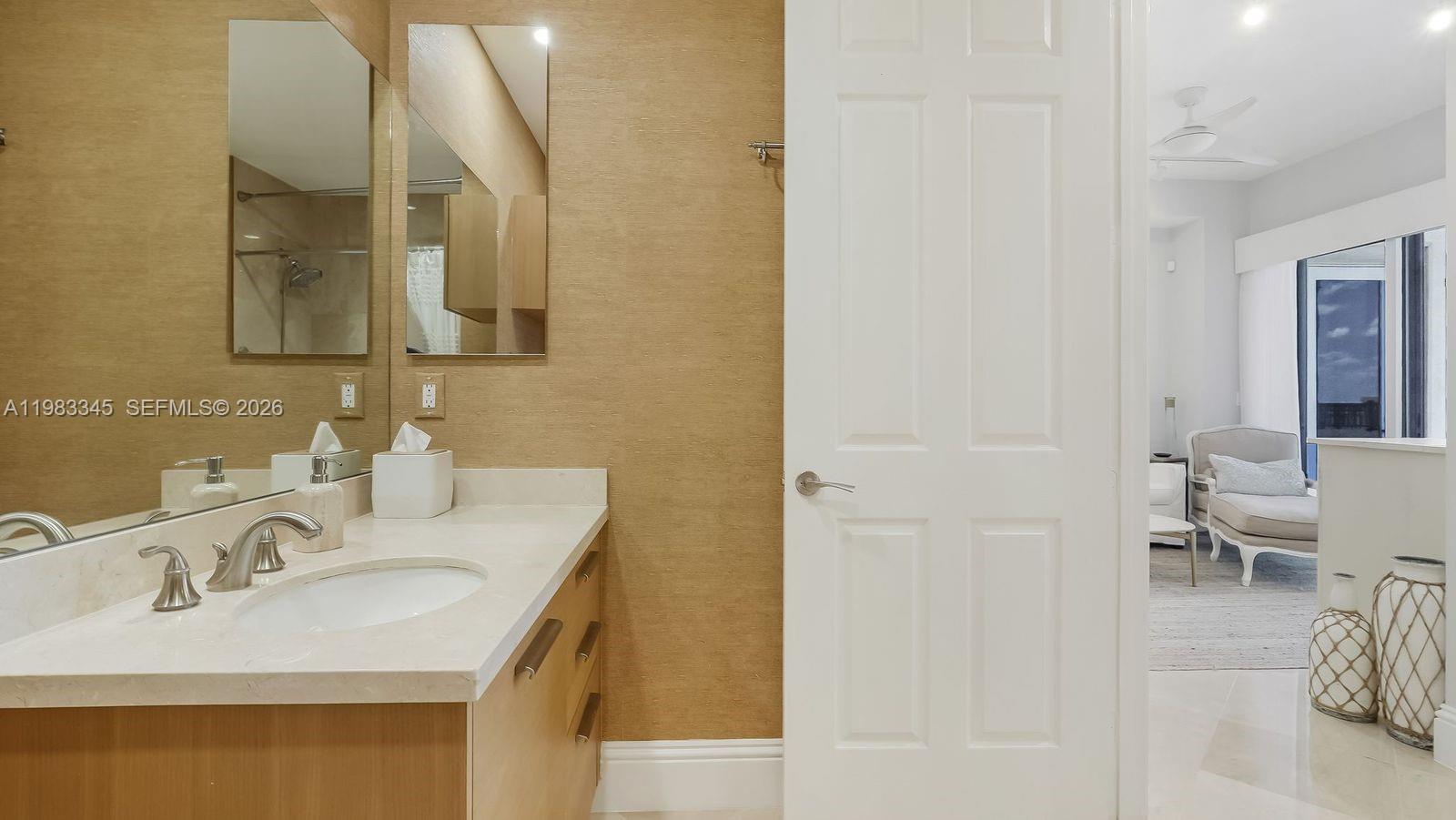 Lauderdale By The Sea, Florida, 33308, United States, 2 Bedrooms Bedrooms, ,2 BathroomsBathrooms,Residential,Active,2026763