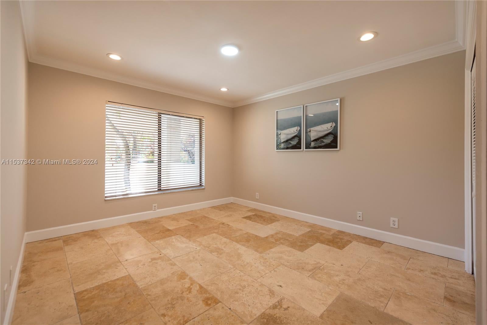 Weston, Florida, 33331, United States, ,5 BathroomsBathrooms,Residential,Active,1702942