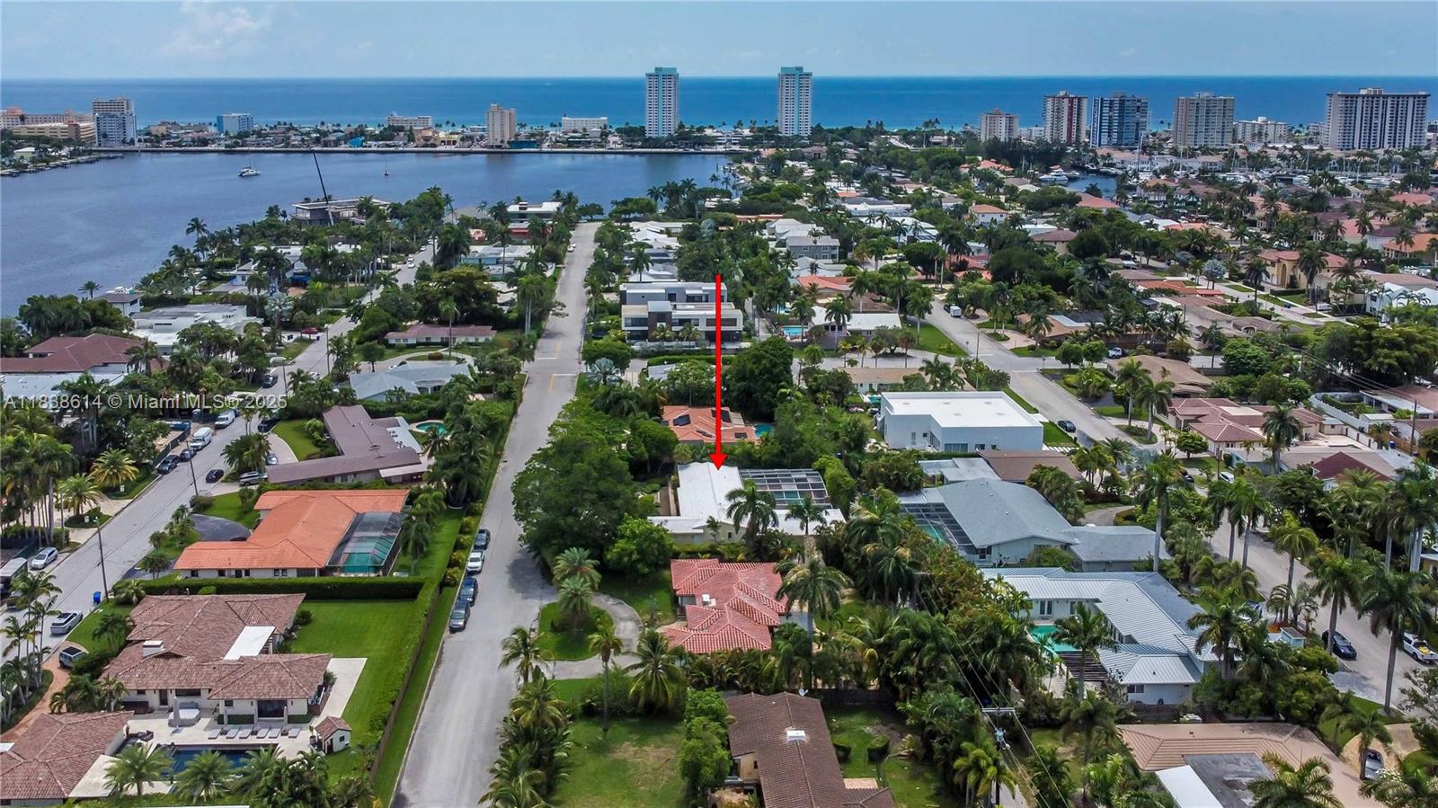 Hollywood, Florida, 33019, United States, 4 Bedrooms Bedrooms, ,4 BathroomsBathrooms,Residential,Active,1892394