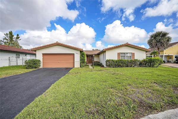 10755 NW 40TH ST, CORAL SPRINGS, FL 33065 - Image 1