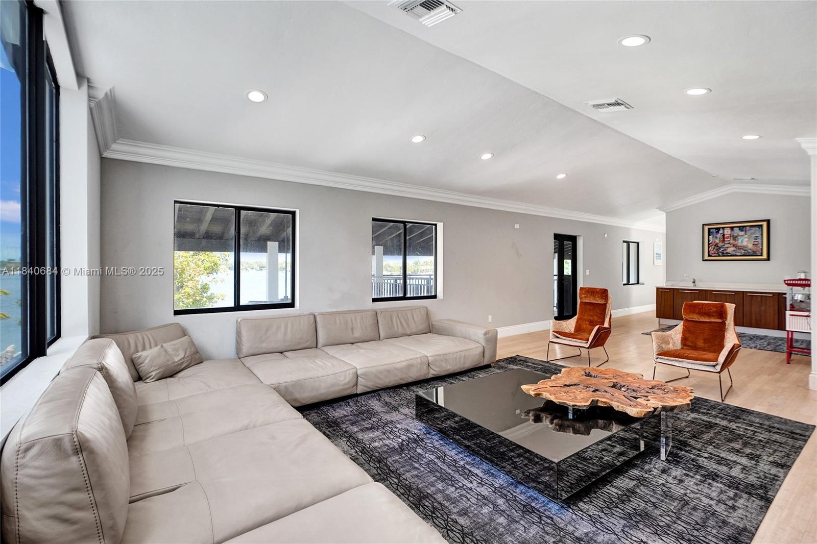 Miami, Florida, 33176, United States, 6 Bedrooms Bedrooms, ,4 BathroomsBathrooms,Residential,Active,1892592