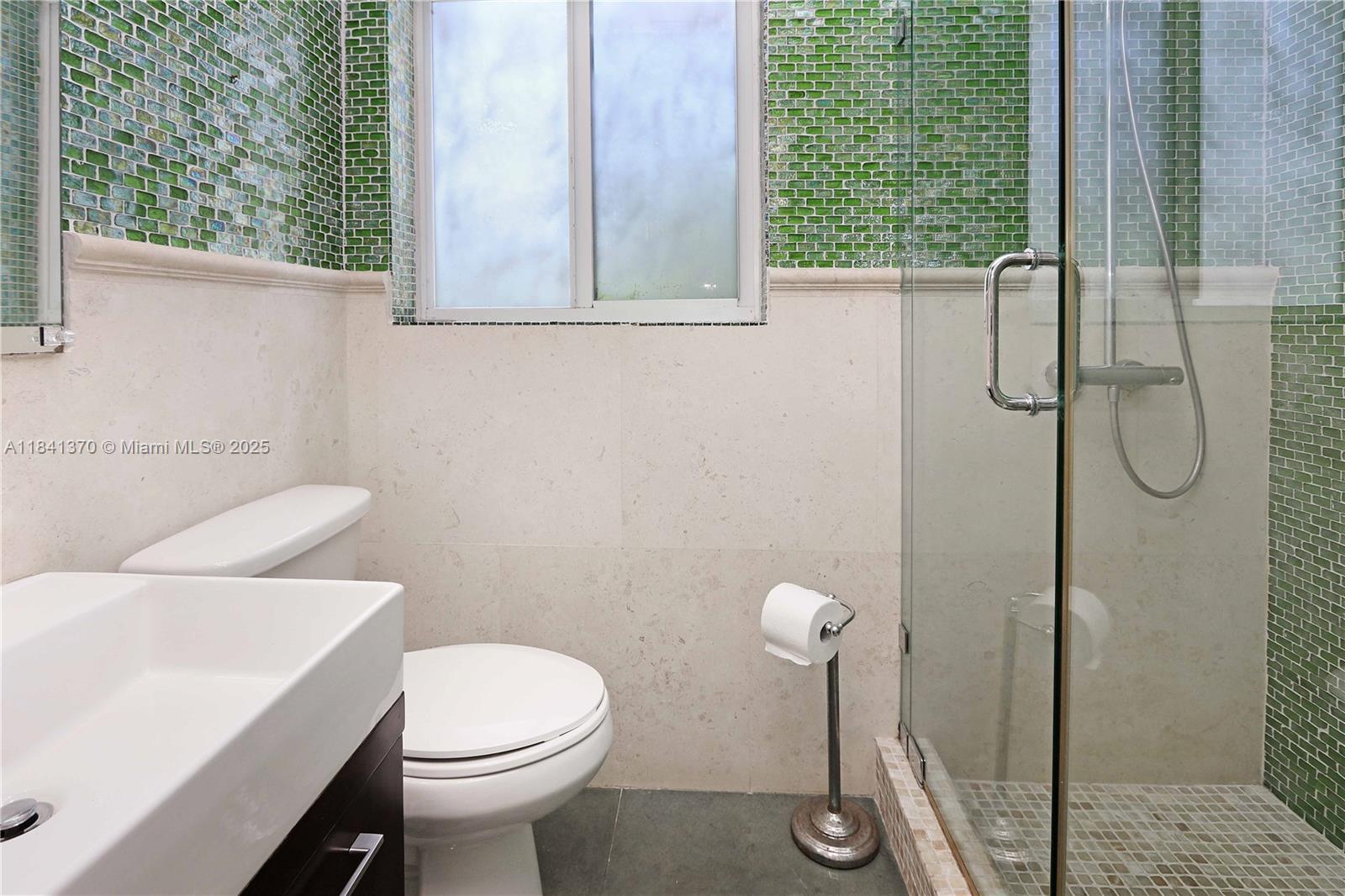 Hollywood, Florida, 33019, United States, 3 Bedrooms Bedrooms, ,3 BathroomsBathrooms,Residential,Active,1893232