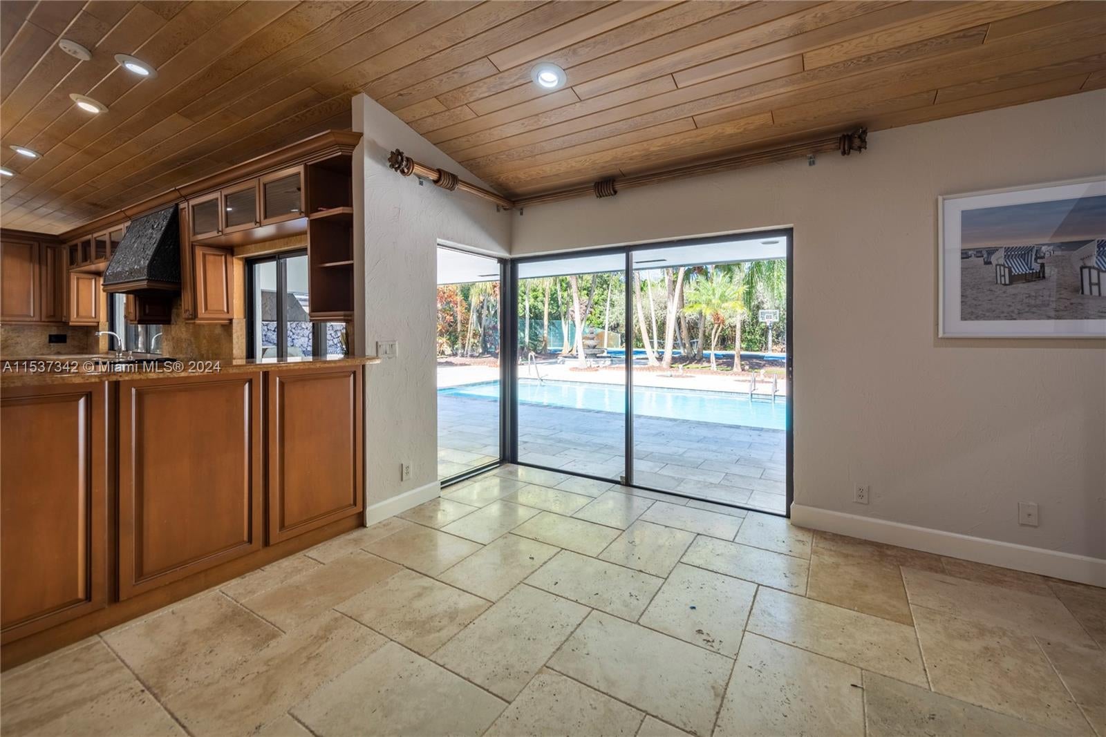 Weston, Florida, 33331, United States, ,5 BathroomsBathrooms,Residential,Active,1702942