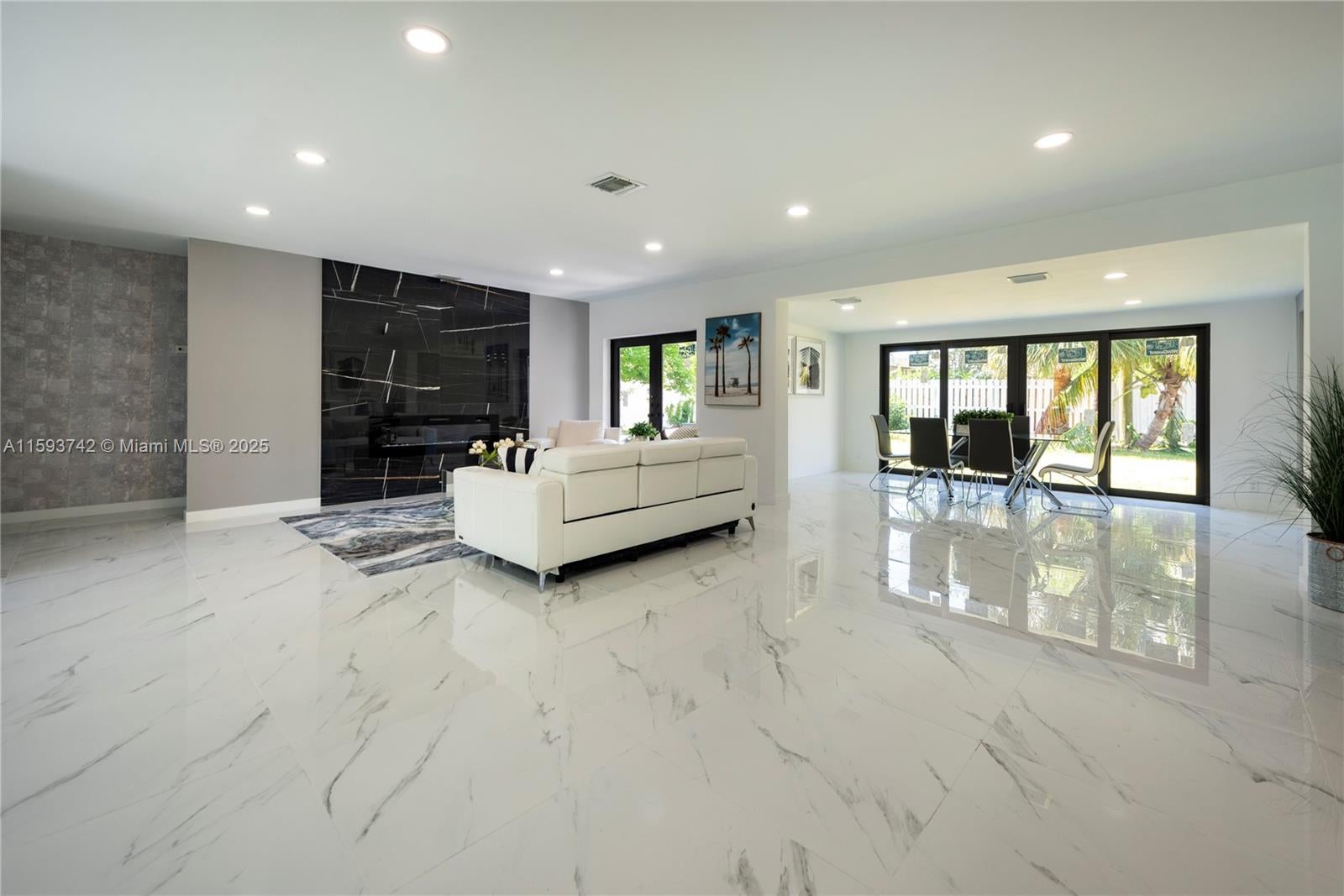 Fort Lauderdale, Florida, 33316, United States, 3 Bedrooms Bedrooms, ,3 BathroomsBathrooms,Residential,Active,1703671