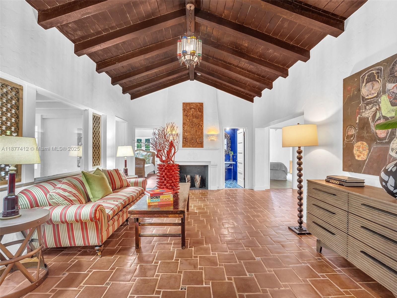 Hollywood, Florida, 33019, United States, 4 Bedrooms Bedrooms, ,6 BathroomsBathrooms,Residential,Active,1946512