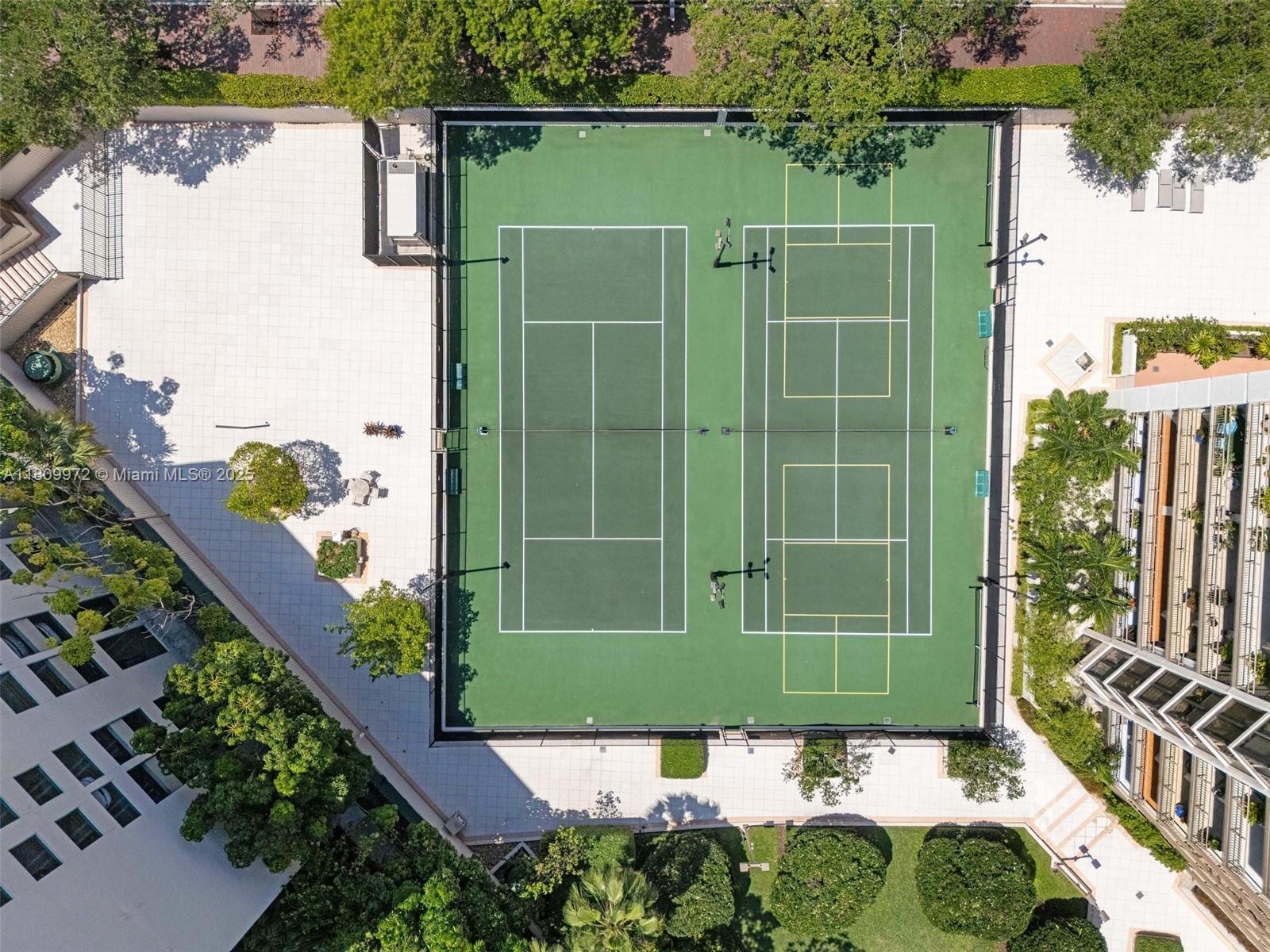 Miami, Florida, 33133, United States, 3 Bedrooms Bedrooms, ,4 BathroomsBathrooms,Residential,Active,1990050