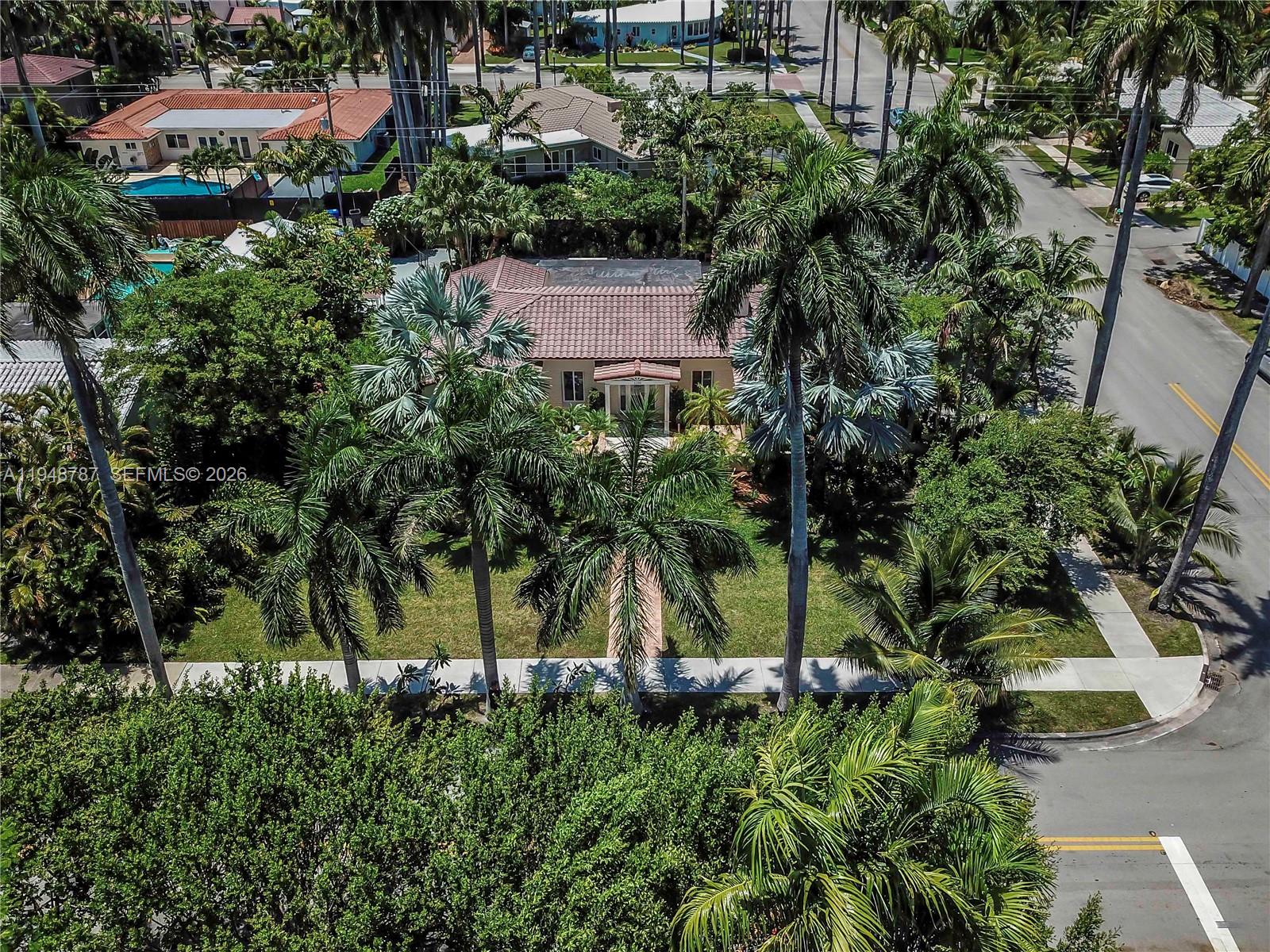 Hollywood, Florida, 33019, United States, 4 Bedrooms Bedrooms, ,4 BathroomsBathrooms,Residential,Active,2011455