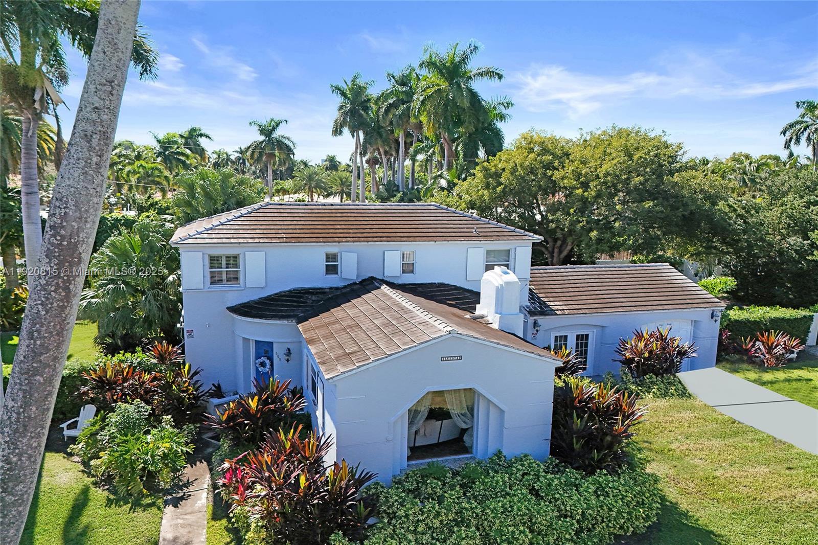 Hollywood, Florida, 33019, United States, 4 Bedrooms Bedrooms, ,4 BathroomsBathrooms,Residential,Active,1997890