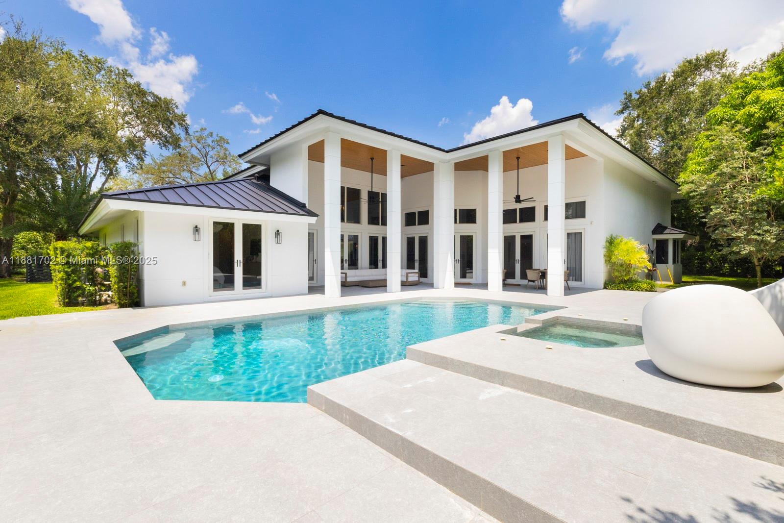 Pinecrest, Florida, 33156, United States, 5 Bedrooms Bedrooms, ,6 BathroomsBathrooms,Residential,Active,1945522