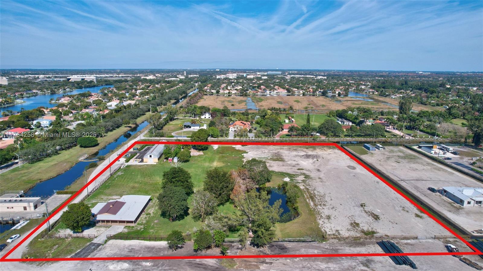 Miramar, Florida, 33027, United States, 5 Bedrooms Bedrooms, ,5 BathroomsBathrooms,Residential,Active,1718866