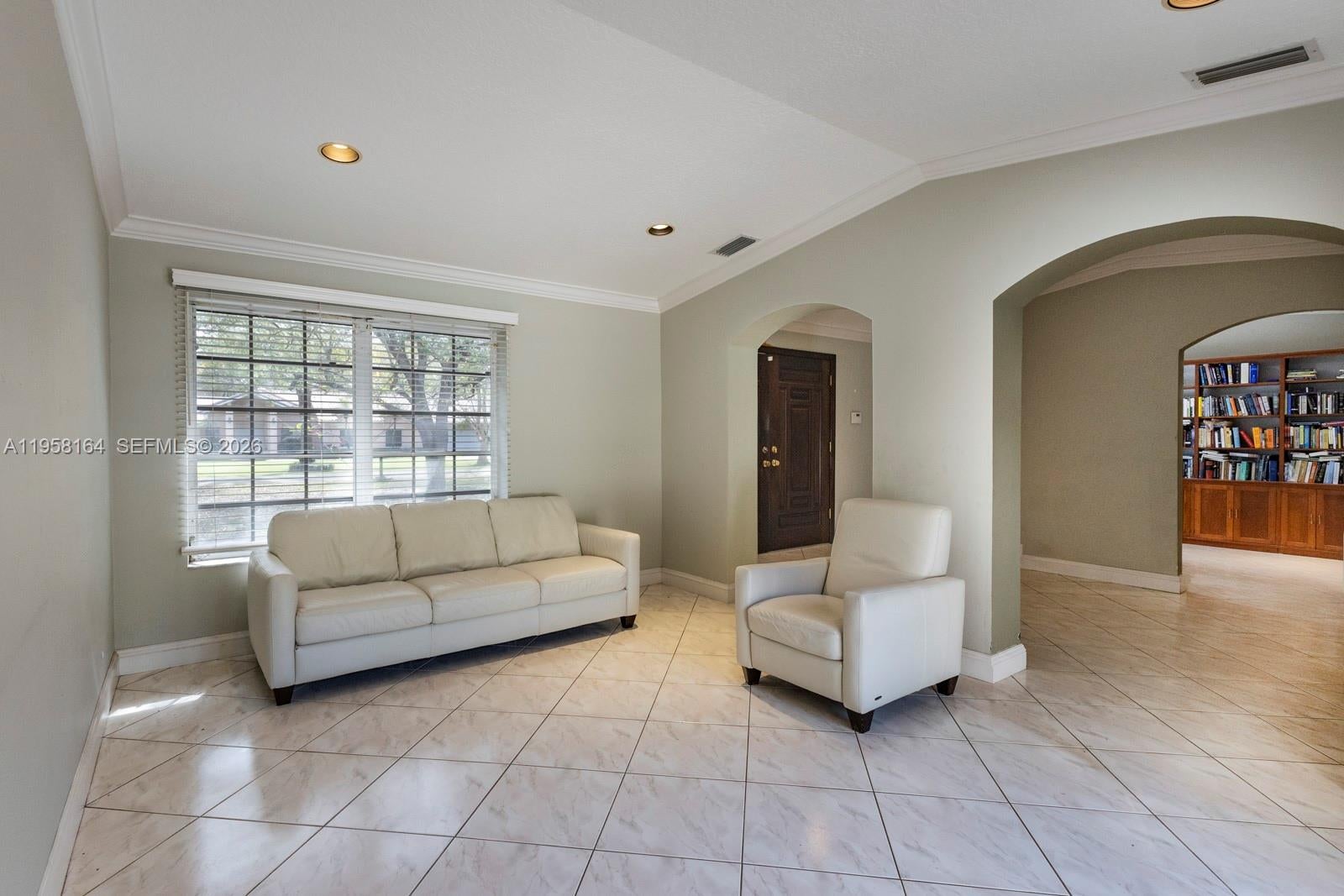 Pinecrest, Florida, 33156, United States, 5 Bedrooms Bedrooms, ,4 BathroomsBathrooms,Residential,Active,2015225