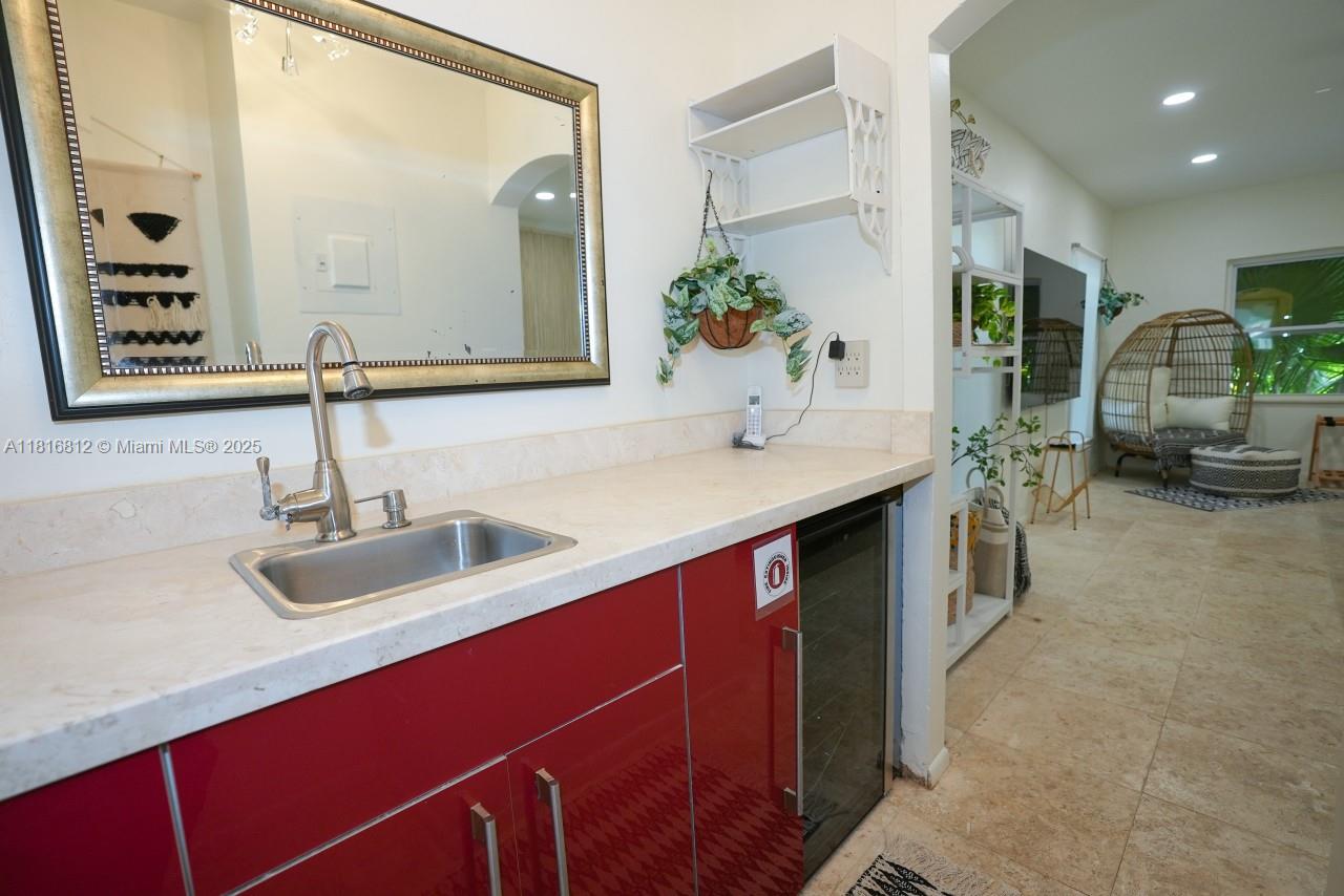 Hollywood, Florida, 33019, United States, 4 Bedrooms Bedrooms, ,4 BathroomsBathrooms,Residential,Active,1843428