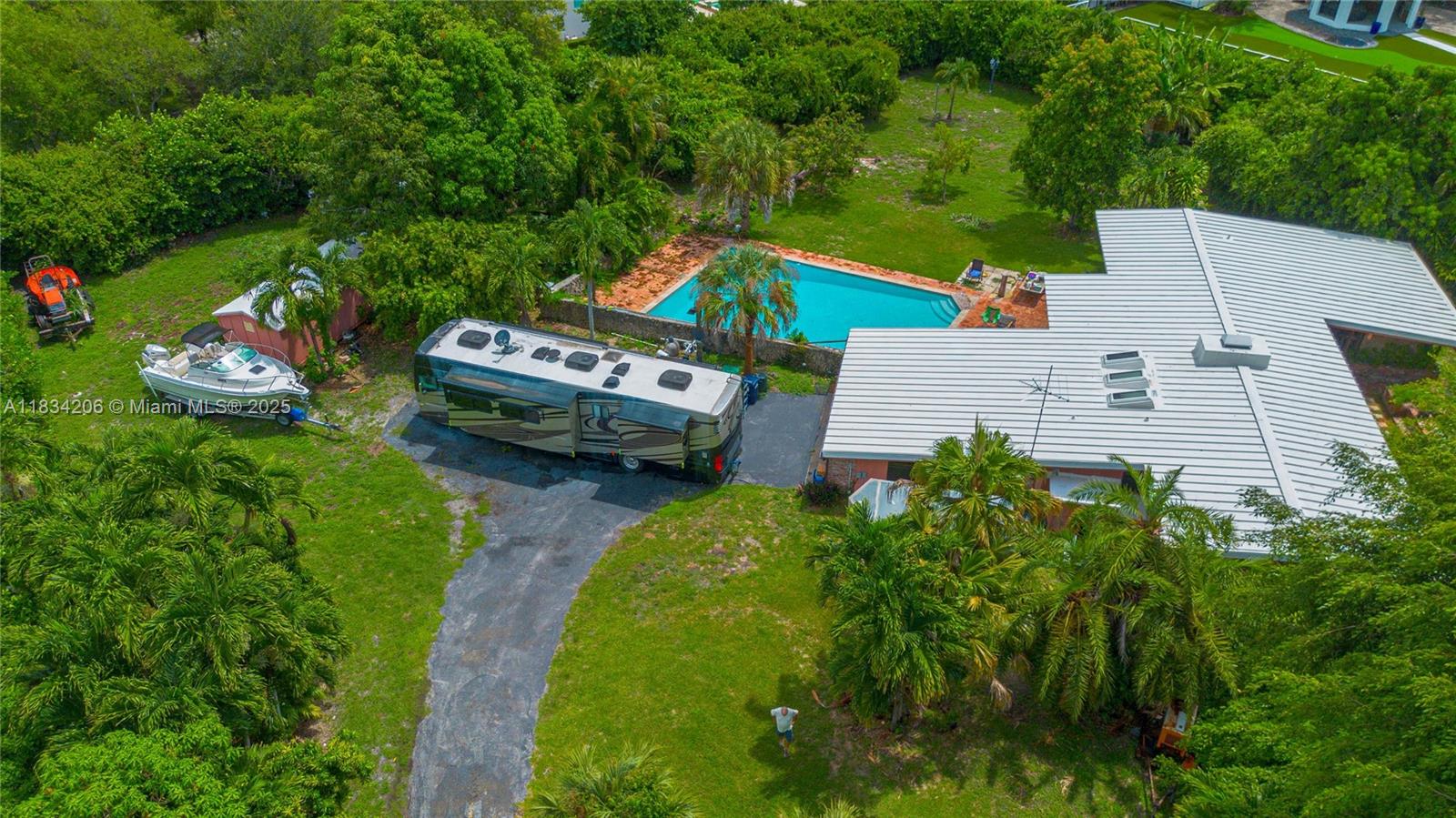 Pinecrest, Florida, 33156, United States, 3 Bedrooms Bedrooms, ,2 BathroomsBathrooms,Residential,Active,1884905