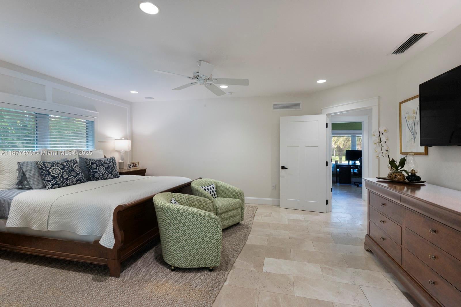 Pinecrest, Florida, 33156, United States, 4 Bedrooms Bedrooms, ,4 BathroomsBathrooms,Residential,Active,1944078