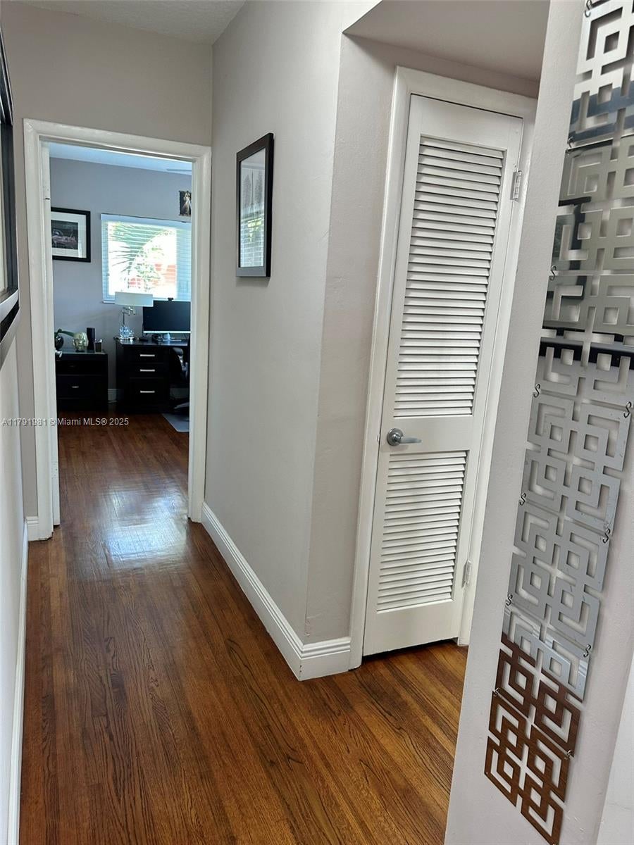 Coral Gables, Florida, 33134, United States, 3 Bedrooms Bedrooms, ,2 BathroomsBathrooms,Residential,Active,1820392