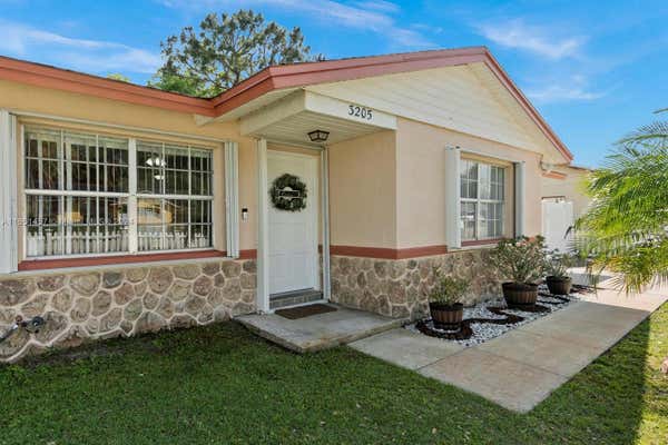 3205 HIBISCUS AVE, FORT PIERCE, FL 34947 - Image 1