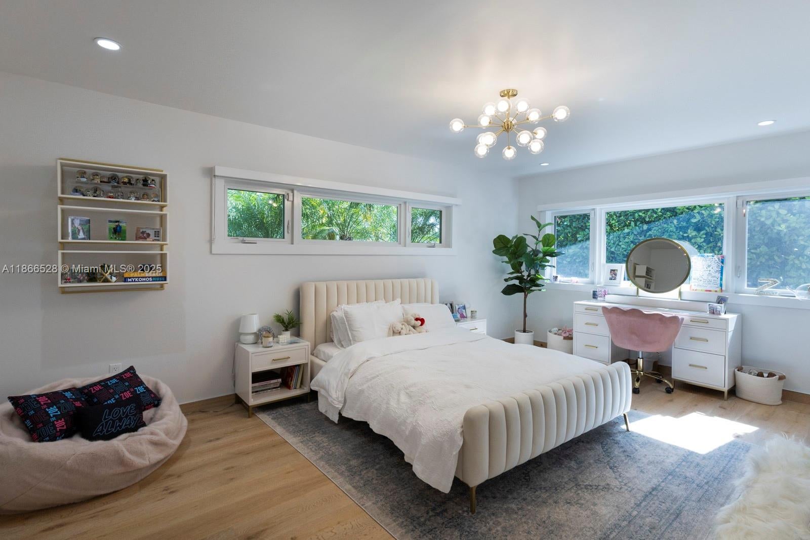 Coral Gables, Florida, 33156, United States, 4 Bedrooms Bedrooms, ,4 BathroomsBathrooms,Residential,Active,1927652