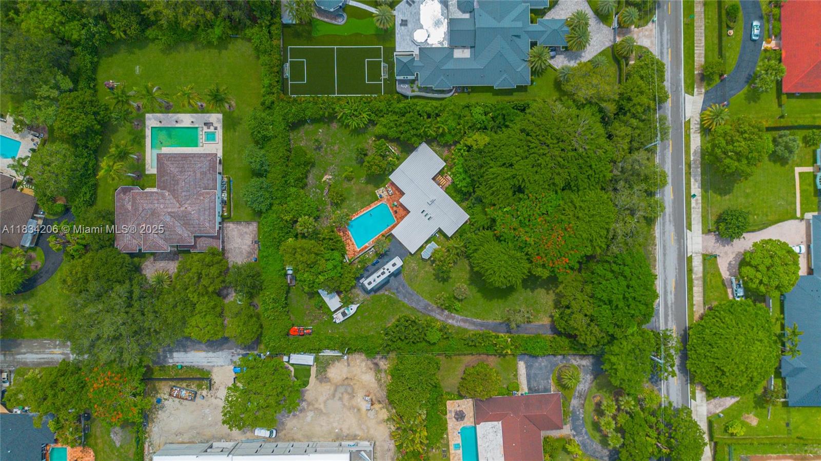 Pinecrest, Florida, 33156, United States, 3 Bedrooms Bedrooms, ,2 BathroomsBathrooms,Residential,Active,1884905