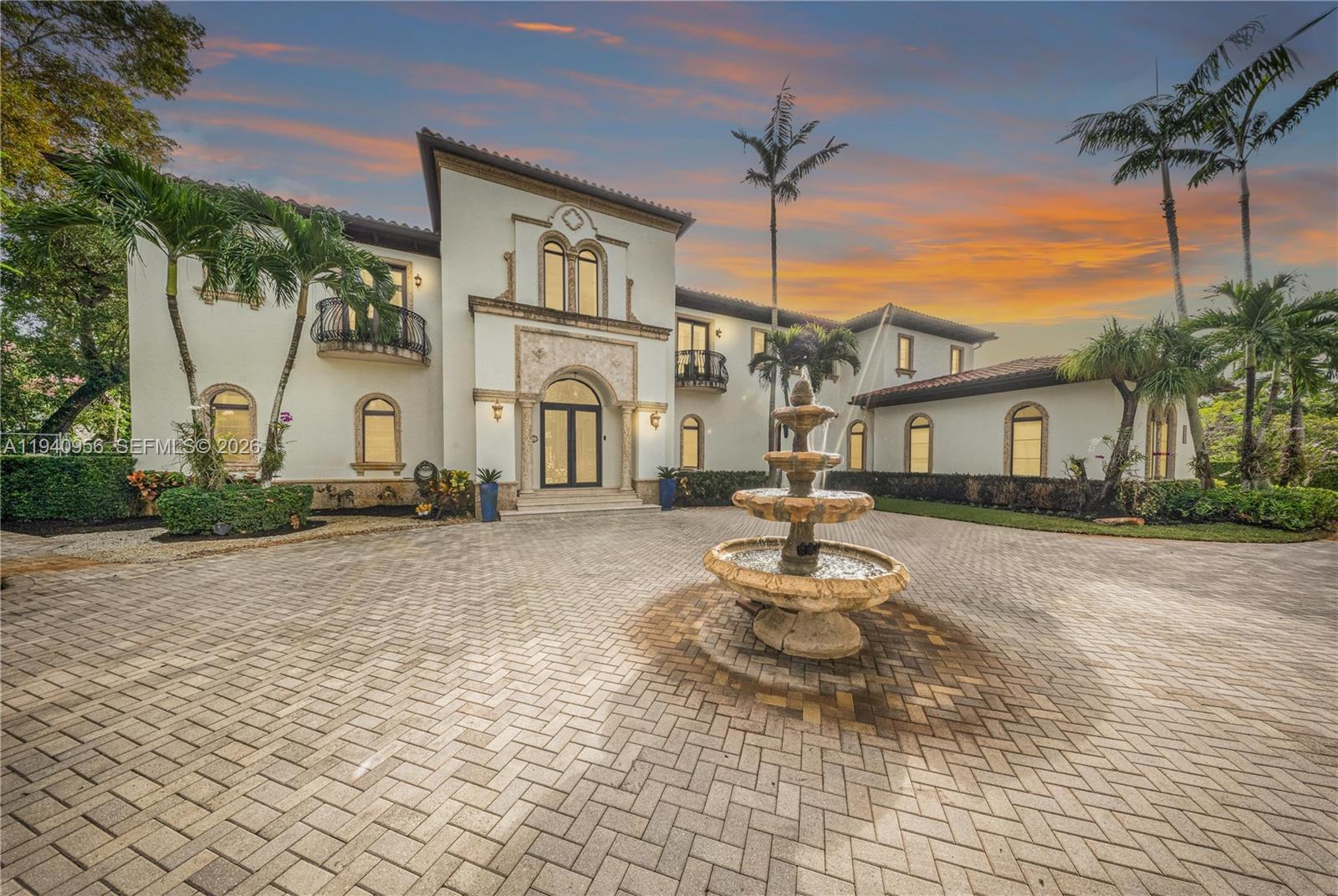 Miami, Florida, 33143, United States, 7 Bedrooms Bedrooms, ,8 BathroomsBathrooms,Residential,Active,2011877