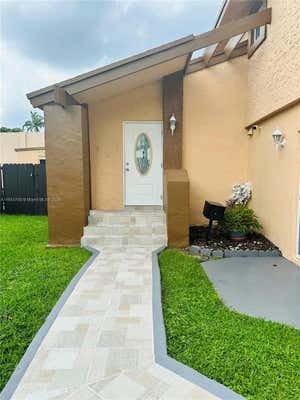 1007 NW 106TH AVENUE CIR, MIAMI, FL 33172, photo 3 of 38