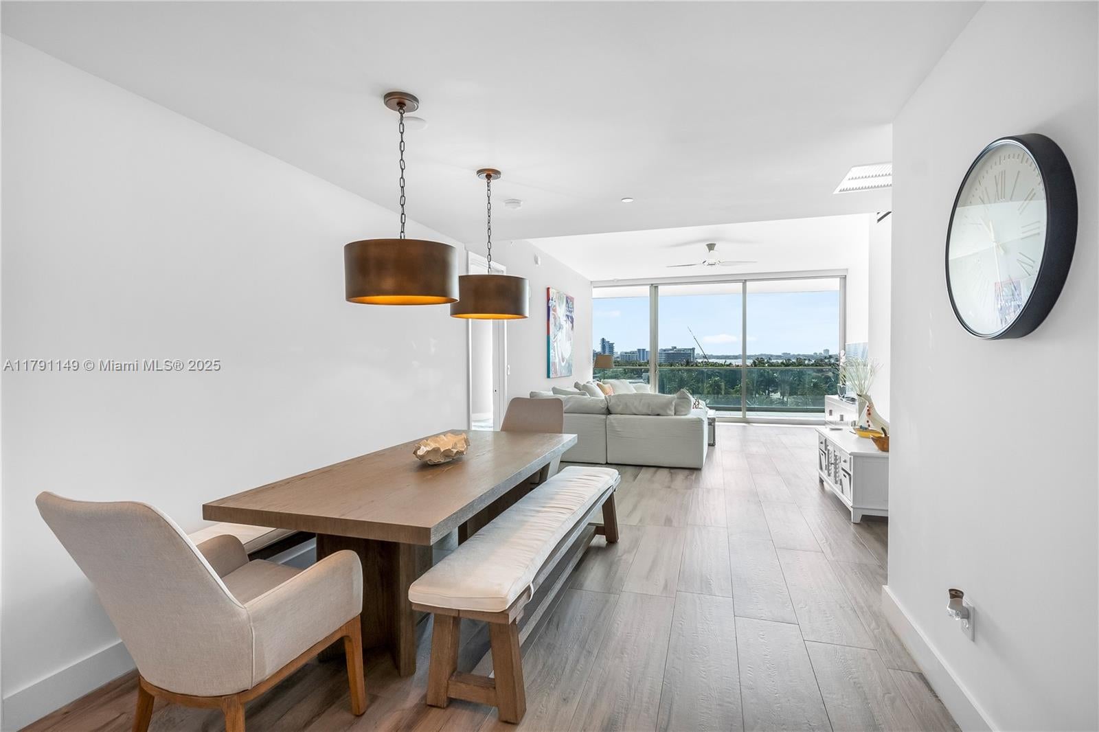 Bal Harbour, Florida, 33154, United States, 2 Bedrooms Bedrooms, ,3 BathroomsBathrooms,Residential,Active,1781839