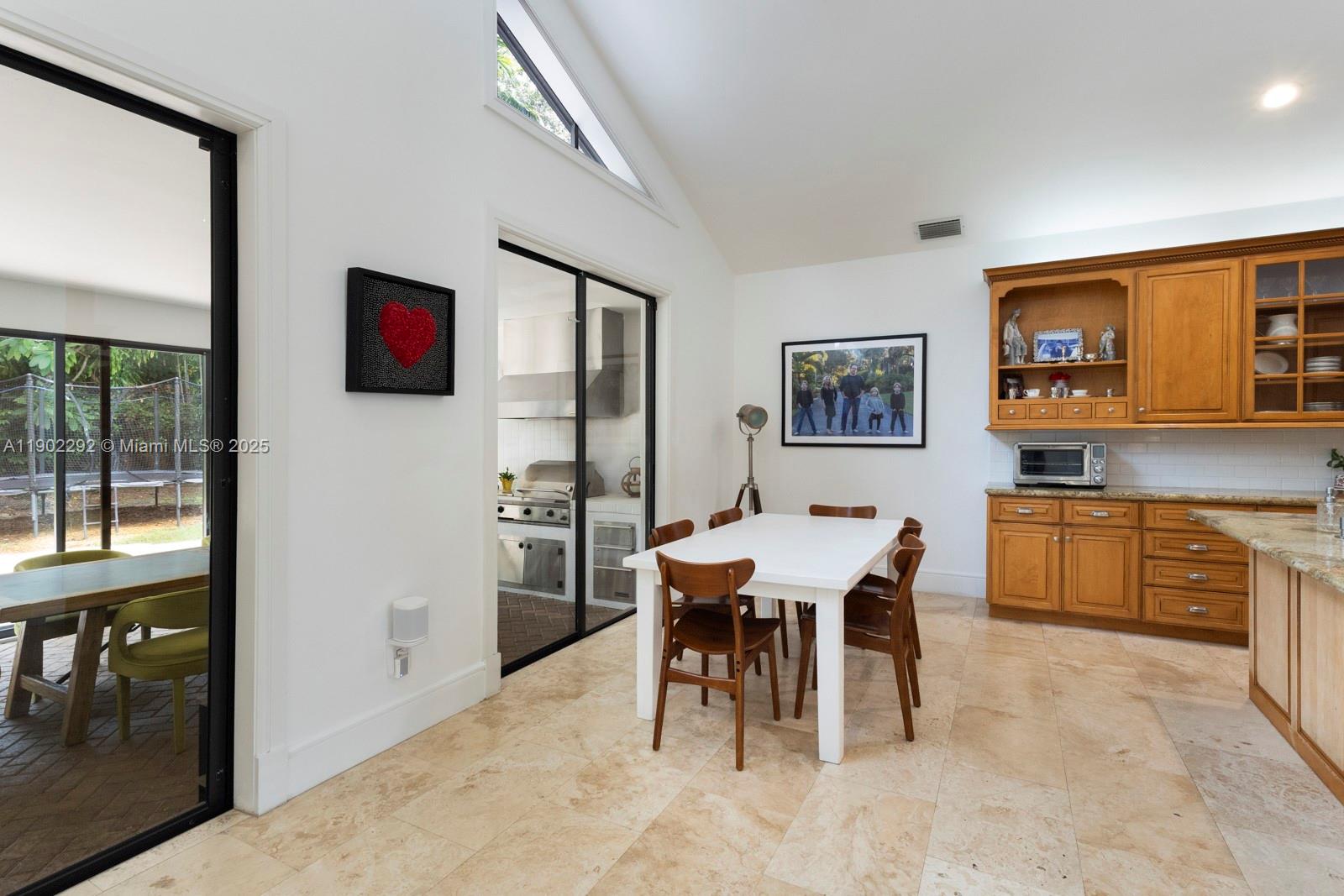 Pinecrest, Florida, 33156, United States, 4 Bedrooms Bedrooms, ,3 BathroomsBathrooms,Residential,Active,1969653