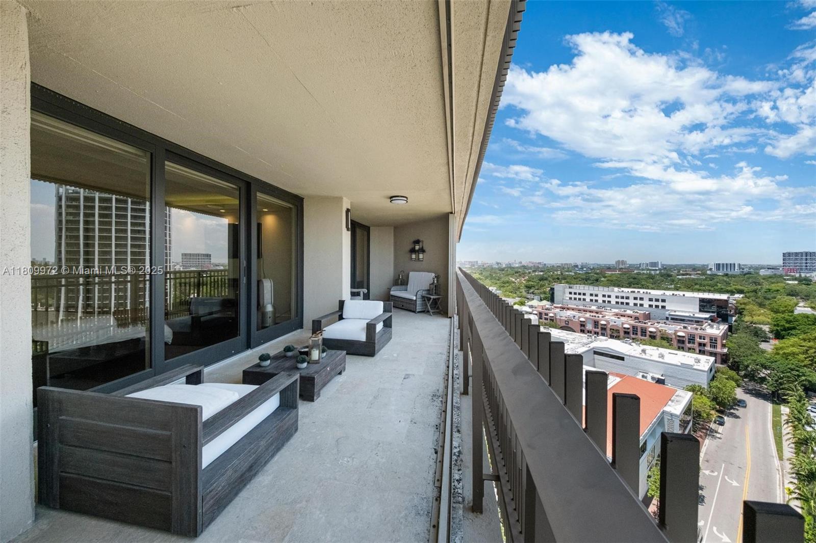 Miami, Florida, 33133, United States, 3 Bedrooms Bedrooms, ,4 BathroomsBathrooms,Residential,Active,1990050