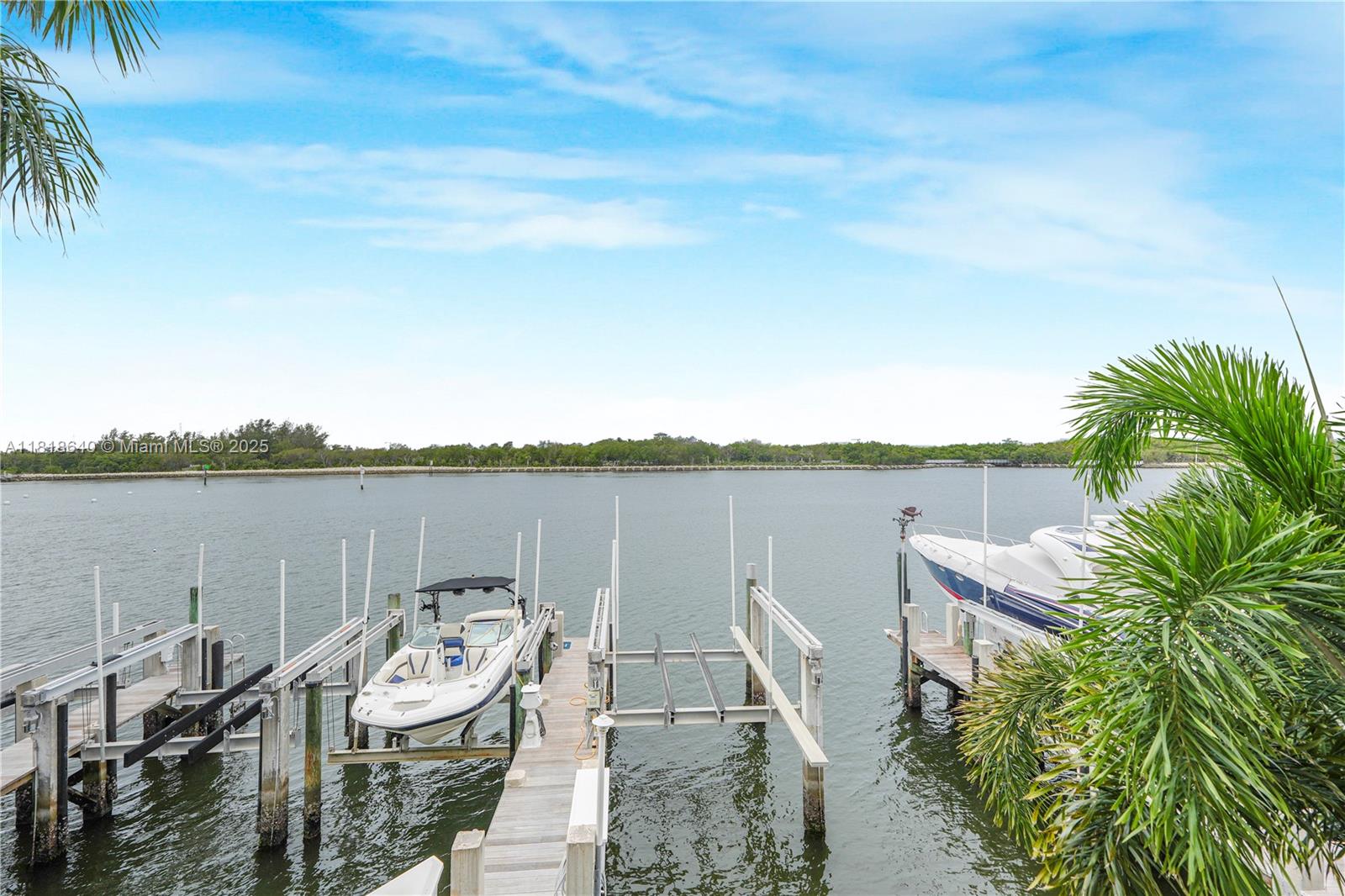 Hollywood, Florida, 33019, United States, 3 Bedrooms Bedrooms, ,4 BathroomsBathrooms,Residential,Active,1852751