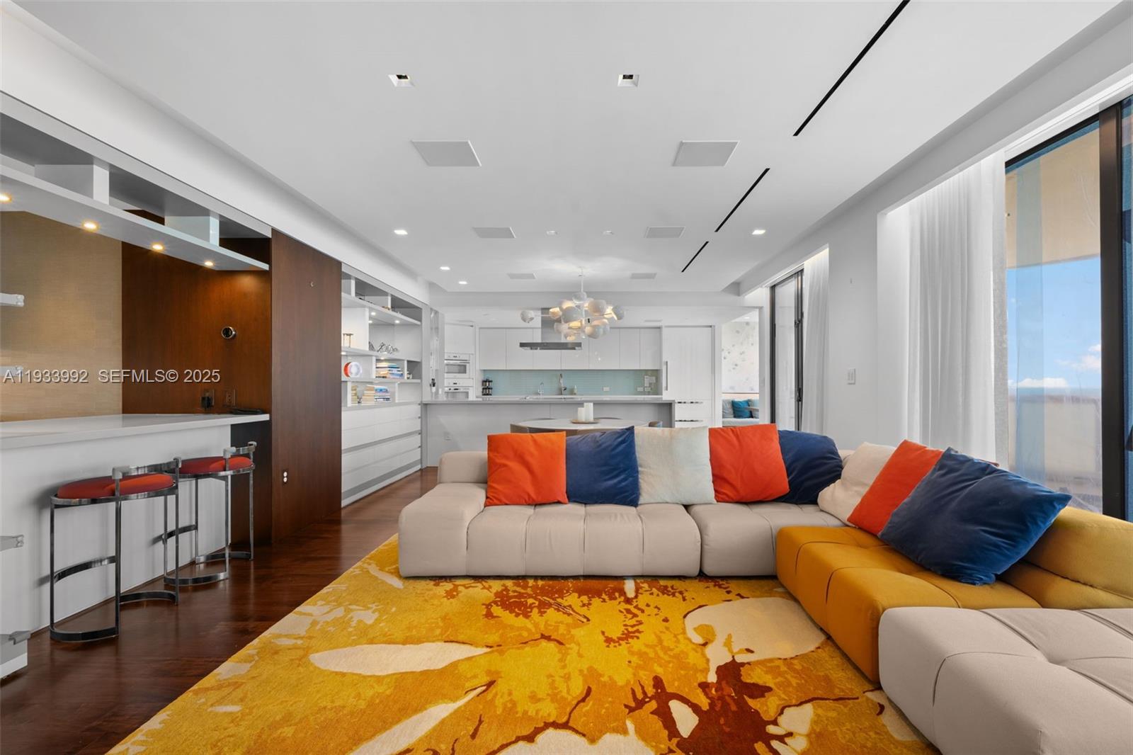 Bal Harbour, Florida, 33154, United States, 3 Bedrooms Bedrooms, ,4 BathroomsBathrooms,Residential,Active,2007290