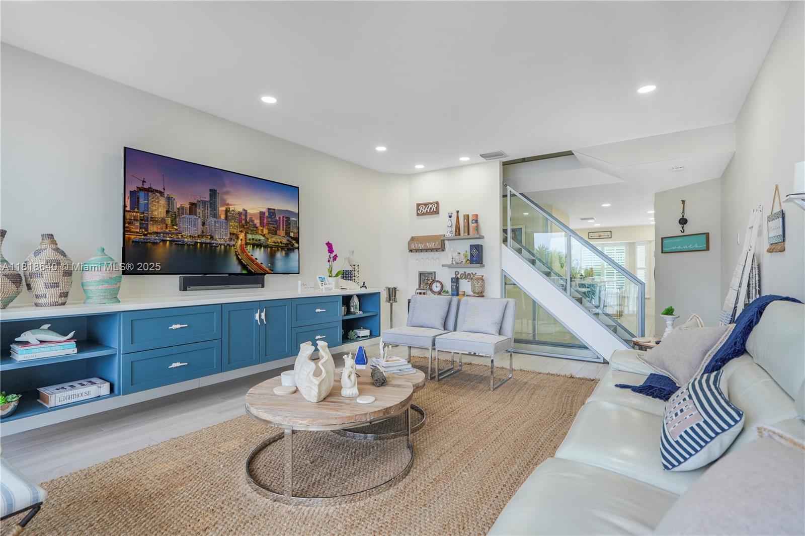 Hollywood, Florida, 33019, United States, 3 Bedrooms Bedrooms, ,4 BathroomsBathrooms,Residential,Active,1852751