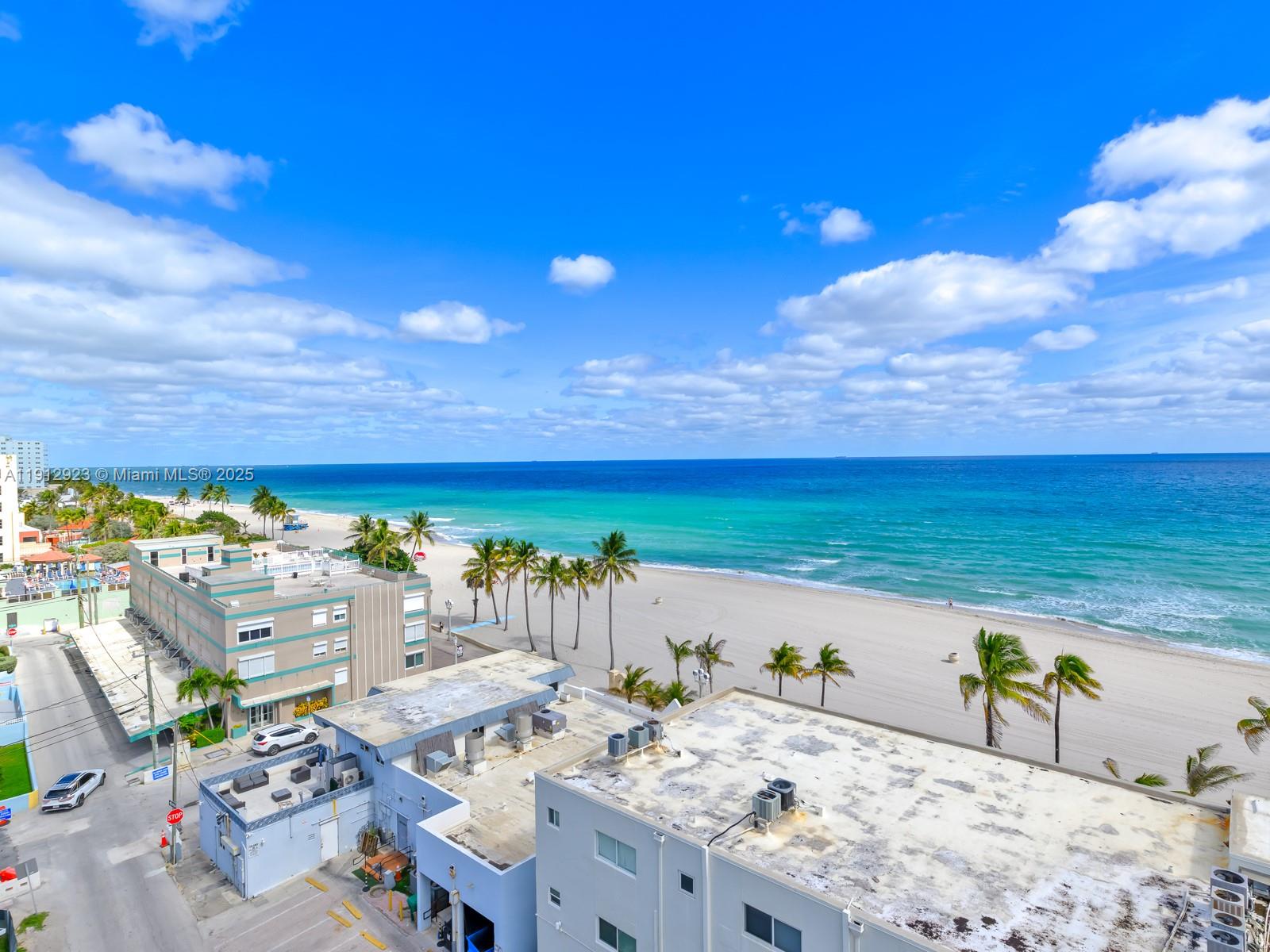 Hollywood, Florida, 33019, United States, 3 Bedrooms Bedrooms, ,3 BathroomsBathrooms,Residential,Active,1992553