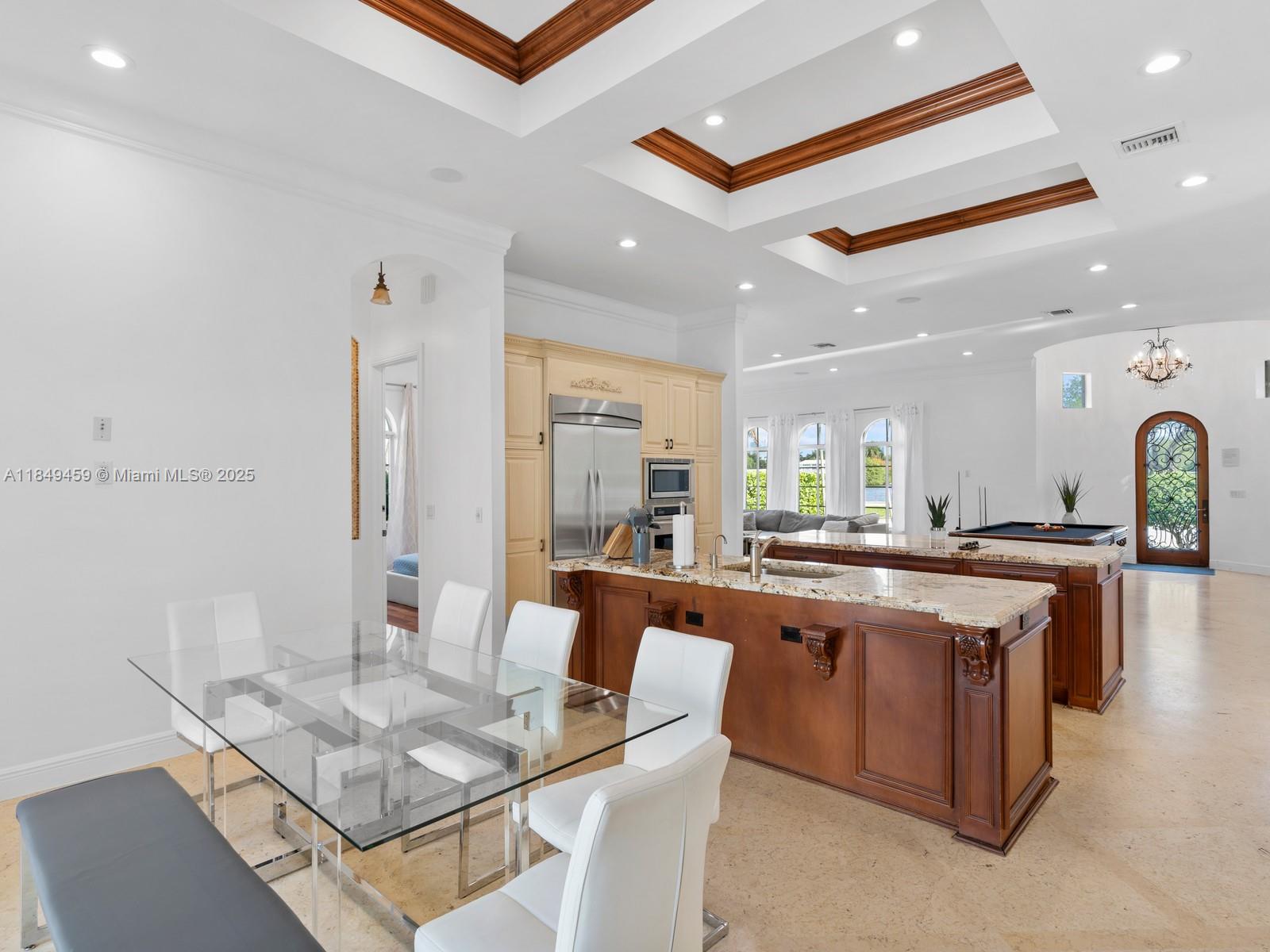 Hollywood, Florida, 33019, United States, 5 Bedrooms Bedrooms, ,3 BathroomsBathrooms,Residential,Active,1904697