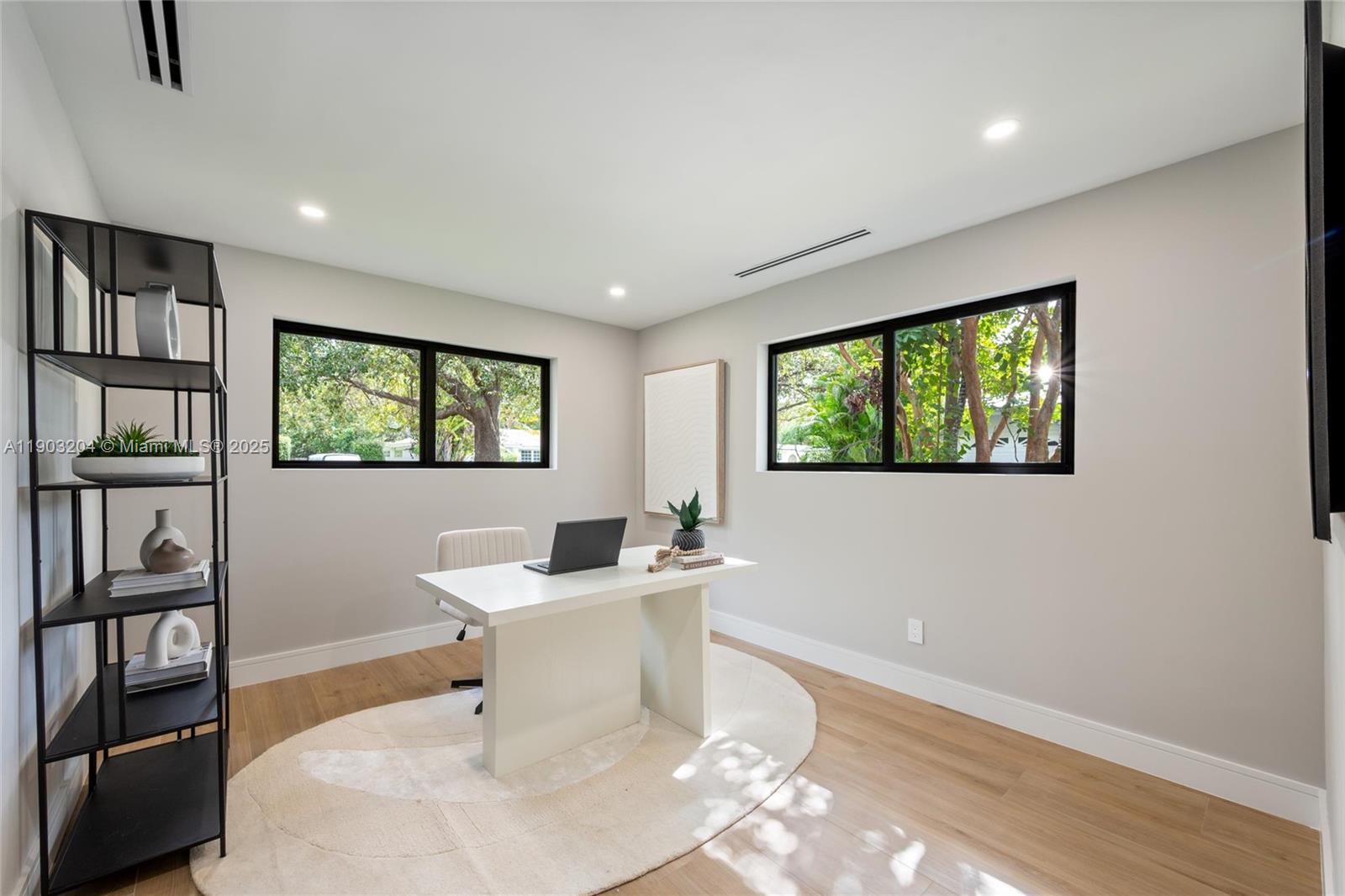 Palmetto Bay, Florida, 33158, United States, 4 Bedrooms Bedrooms, ,4 BathroomsBathrooms,Residential,Active,1988471