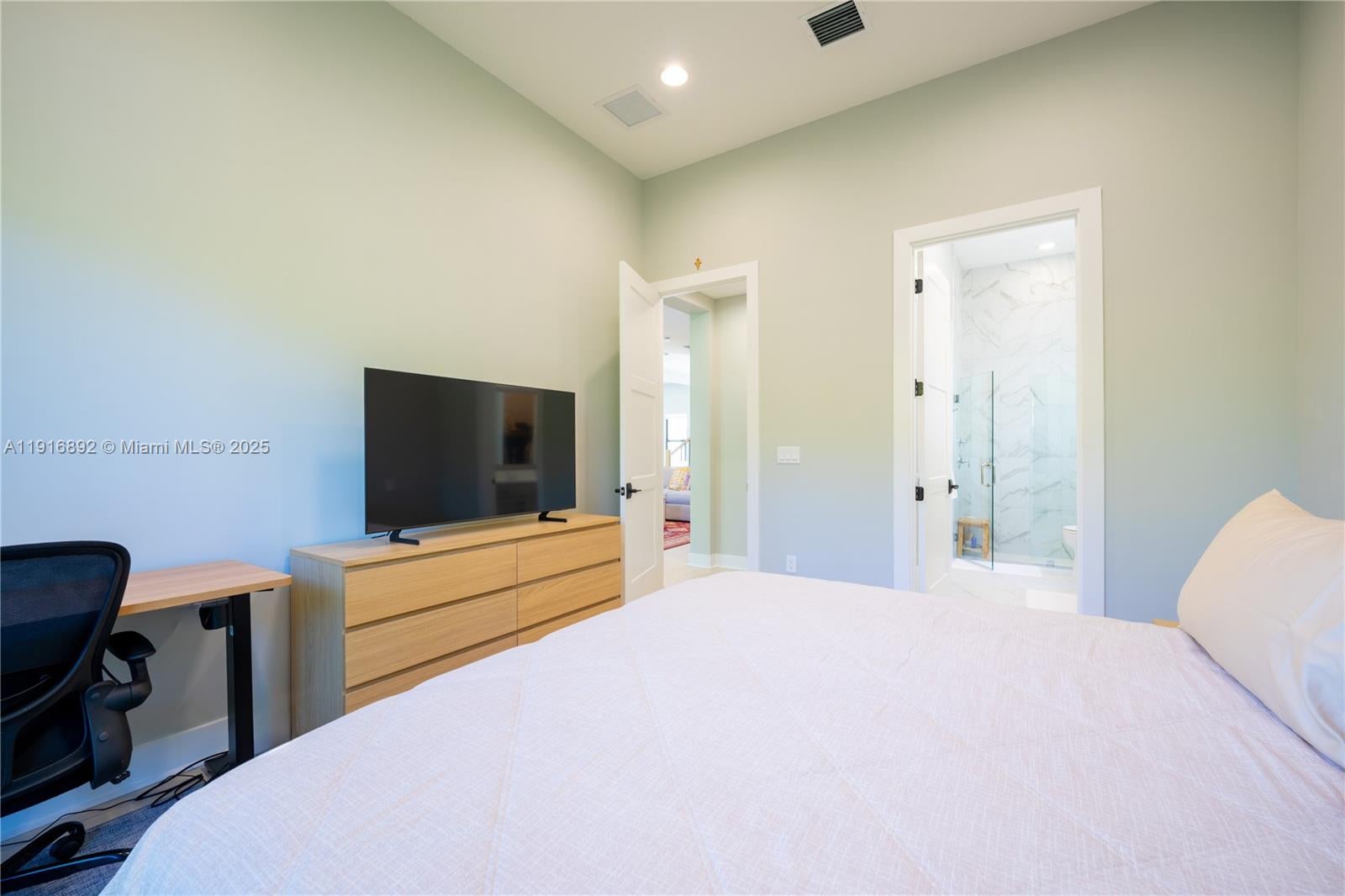 Palm Beach Gardens, Florida, 33418, United States, 5 Bedrooms Bedrooms, ,5 BathroomsBathrooms,Residential,Active,1995255