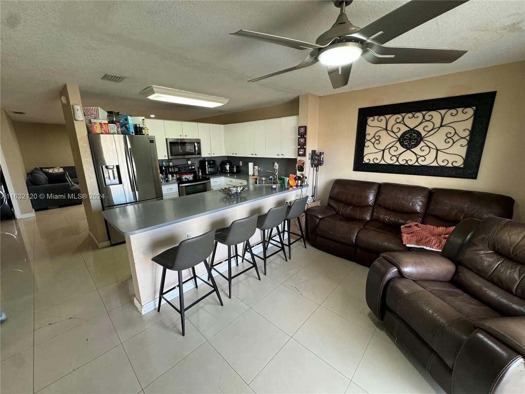 8851 NW 119TH ST # 3415-3, HIALEAH GARDENS, FL 33018, photo 1 of 21