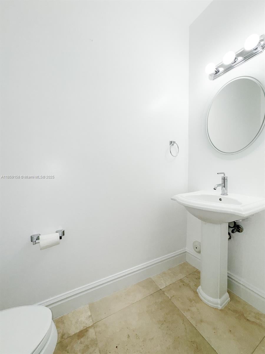Pinecrest, Florida, 33156, United States, 4 Bedrooms Bedrooms, ,5 BathroomsBathrooms,Residential,Active,1914574