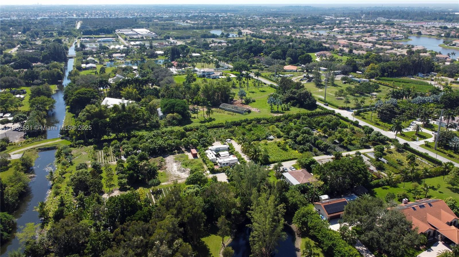 Southwest Ranches, Florida, 33332, United States, 3 Bedrooms Bedrooms, ,2 BathroomsBathrooms,Residential,Active,1920282