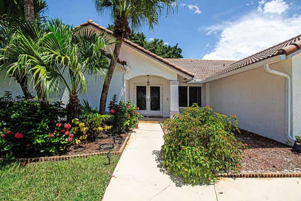 20105 BACK NINE DR, BOCA RATON, FL 33498, photo 2 of 49