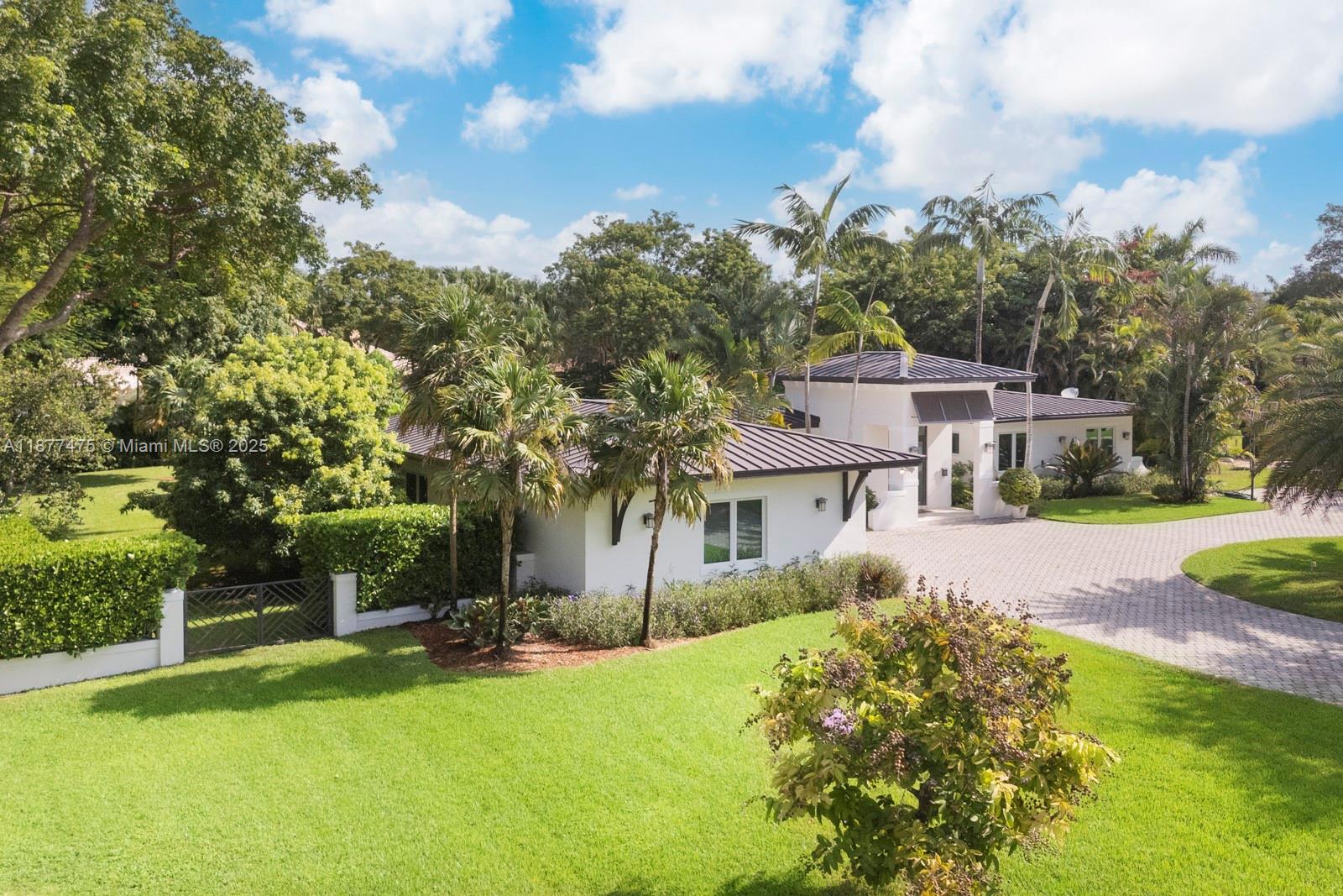 Pinecrest, Florida, 33156, United States, 4 Bedrooms Bedrooms, ,4 BathroomsBathrooms,Residential,Active,1944078