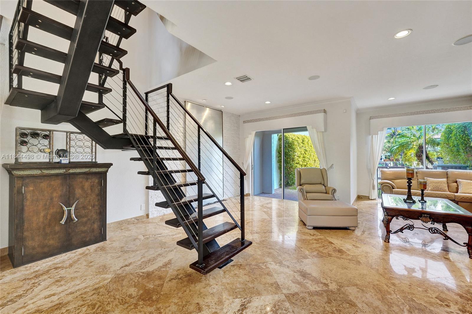 Hollywood, Florida, 33019, United States, 3 Bedrooms Bedrooms, ,2 BathroomsBathrooms,Residential,Active,1897997