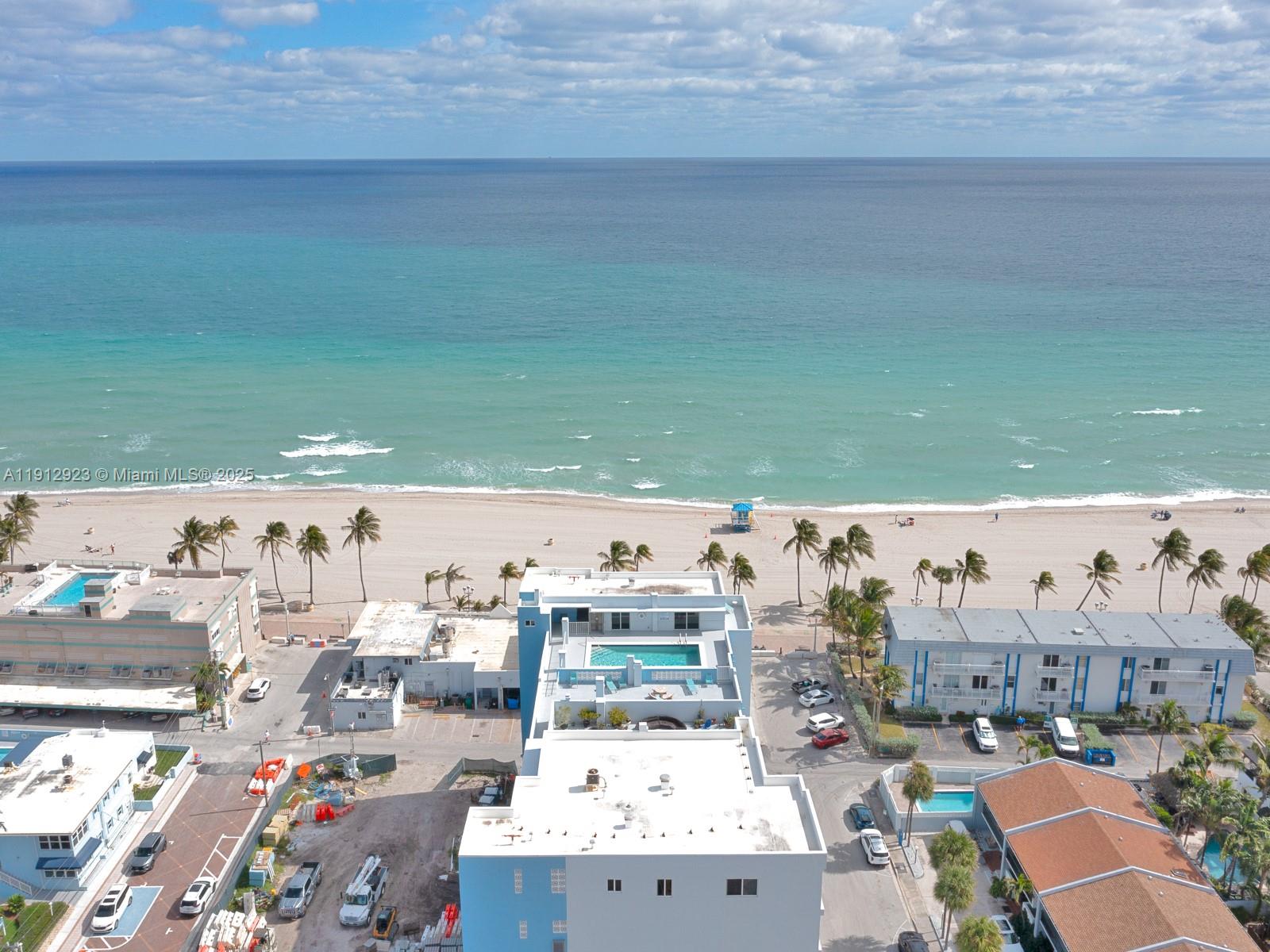 Hollywood, Florida, 33019, United States, 3 Bedrooms Bedrooms, ,3 BathroomsBathrooms,Residential,Active,1992553