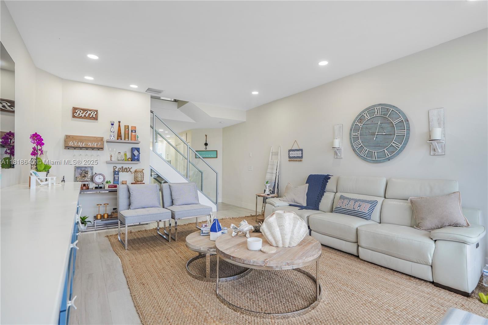 Hollywood, Florida, 33019, United States, 3 Bedrooms Bedrooms, ,4 BathroomsBathrooms,Residential,Active,1852751