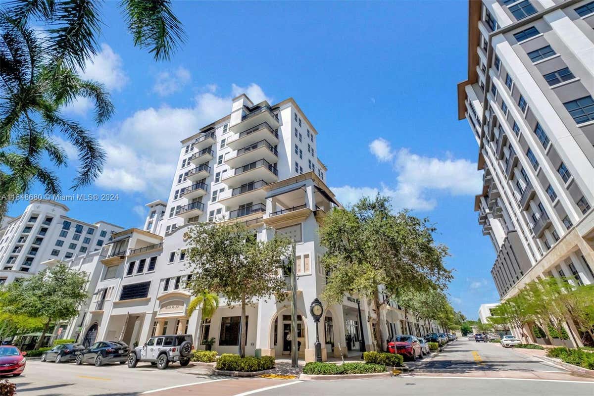 4100 SALZEDO ST APT 511, CORAL GABLES, FL 33146, photo 1 of 40